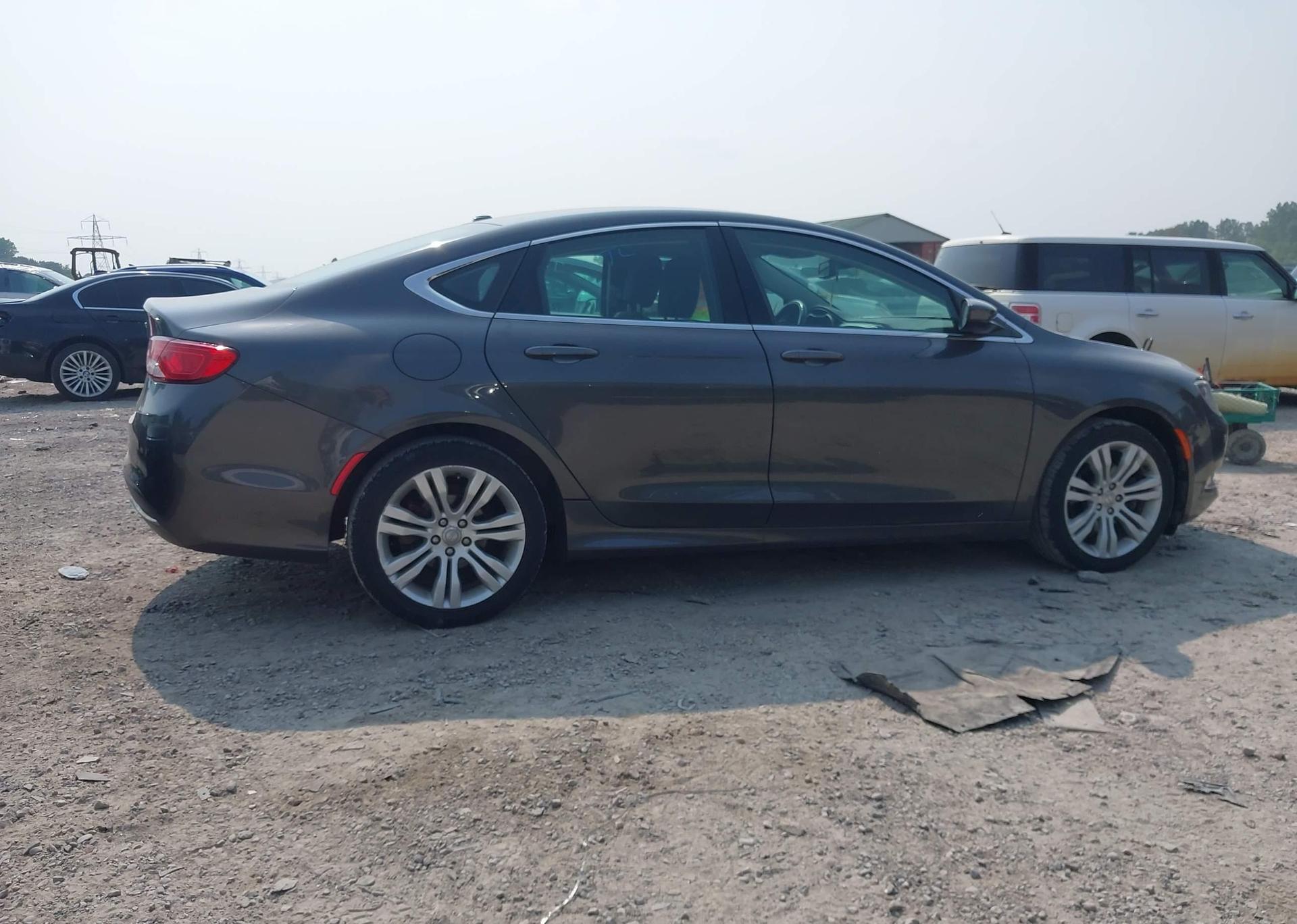 2015 CHRYSLER 200