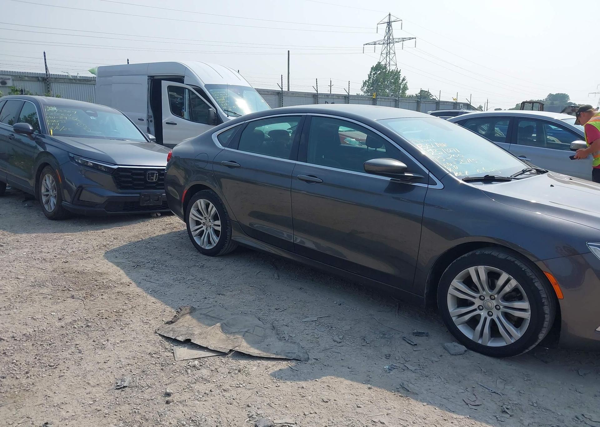 2015 CHRYSLER 200