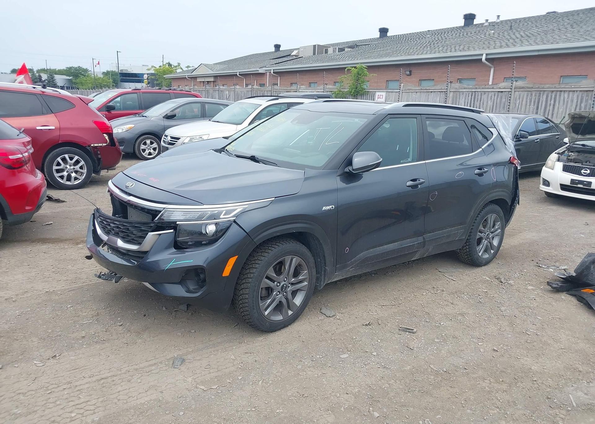 2021 KIA SELTOS EX