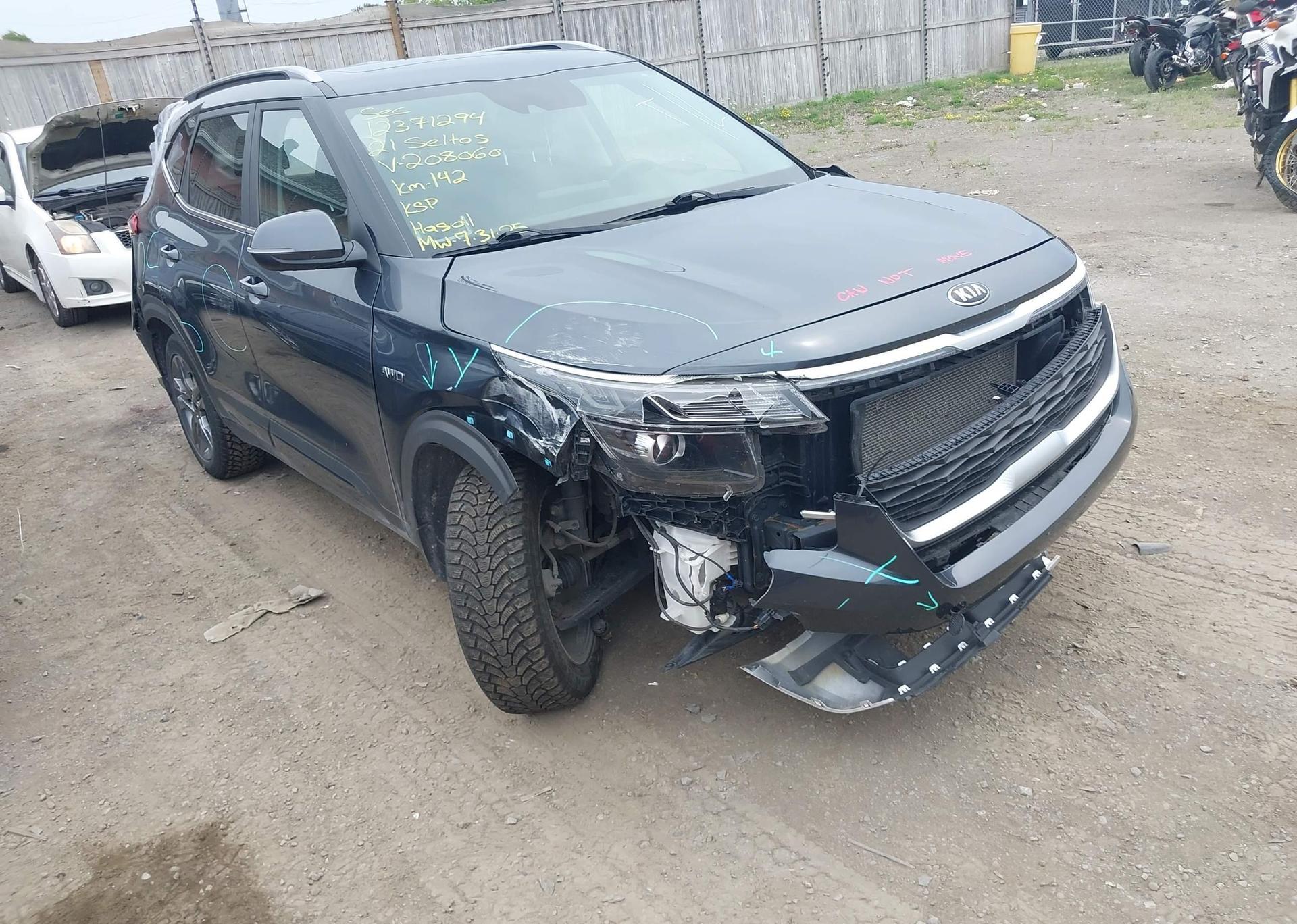 2021 KIA SELTOS EX