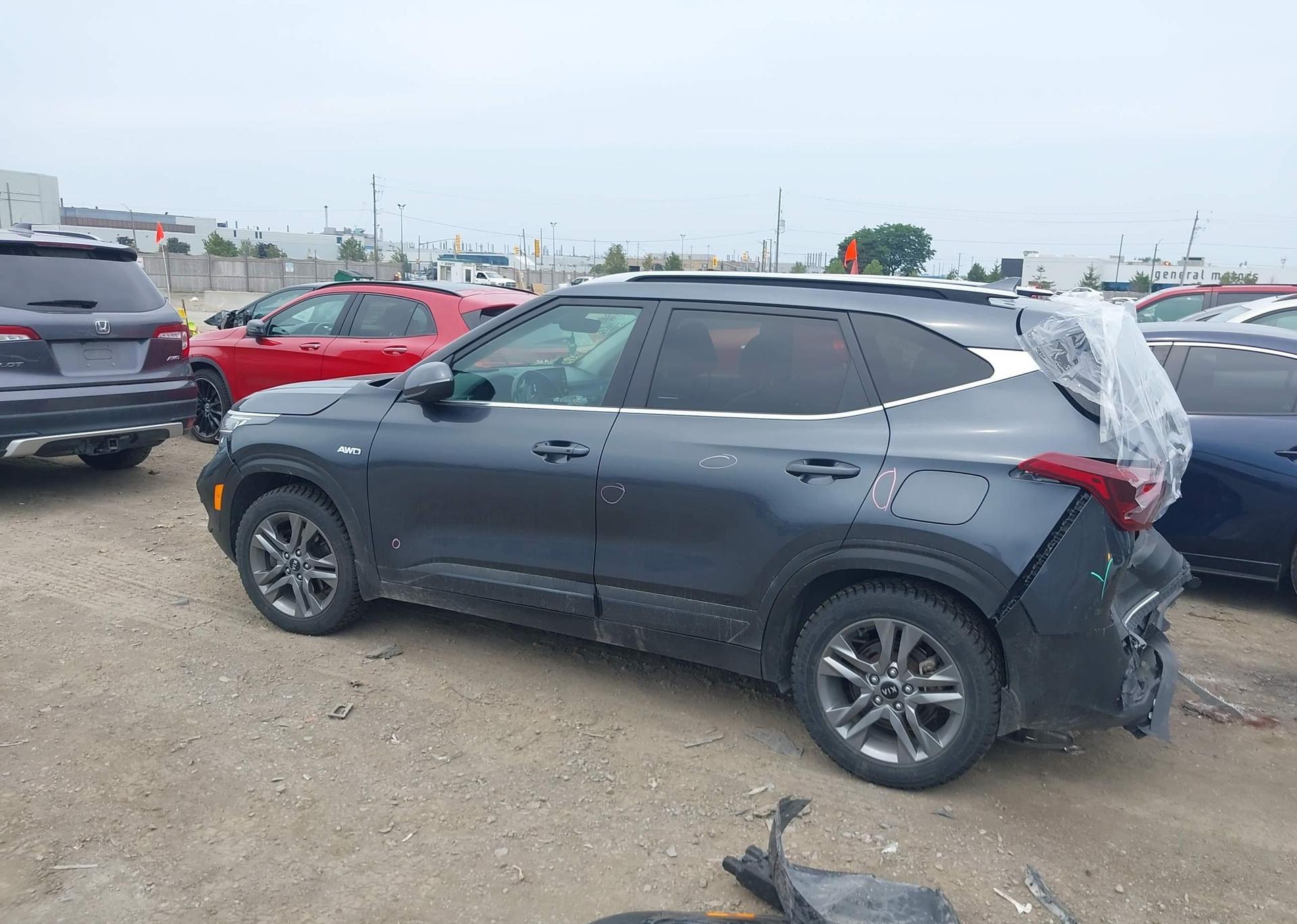 2021 KIA SELTOS EX