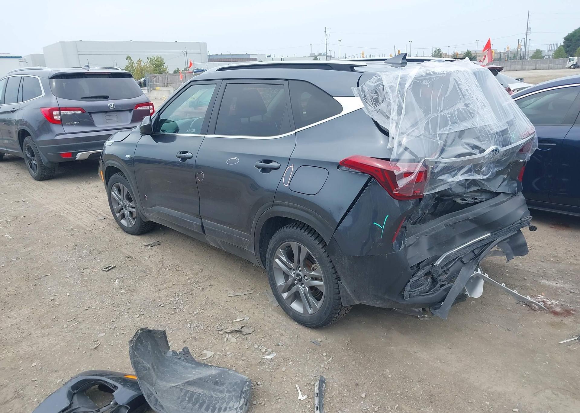 2021 KIA SELTOS EX