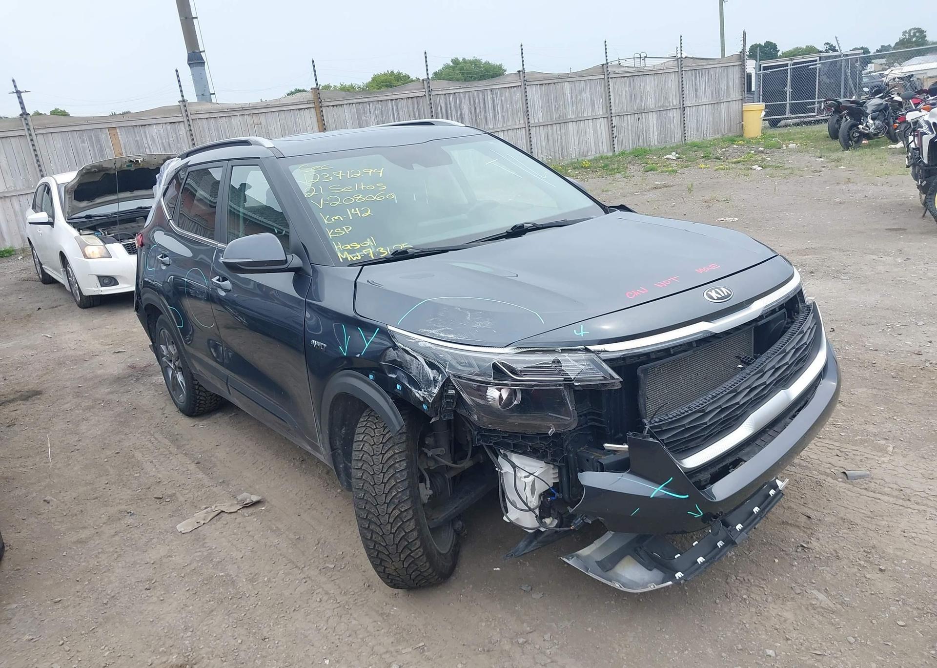 2021 KIA SELTOS EX