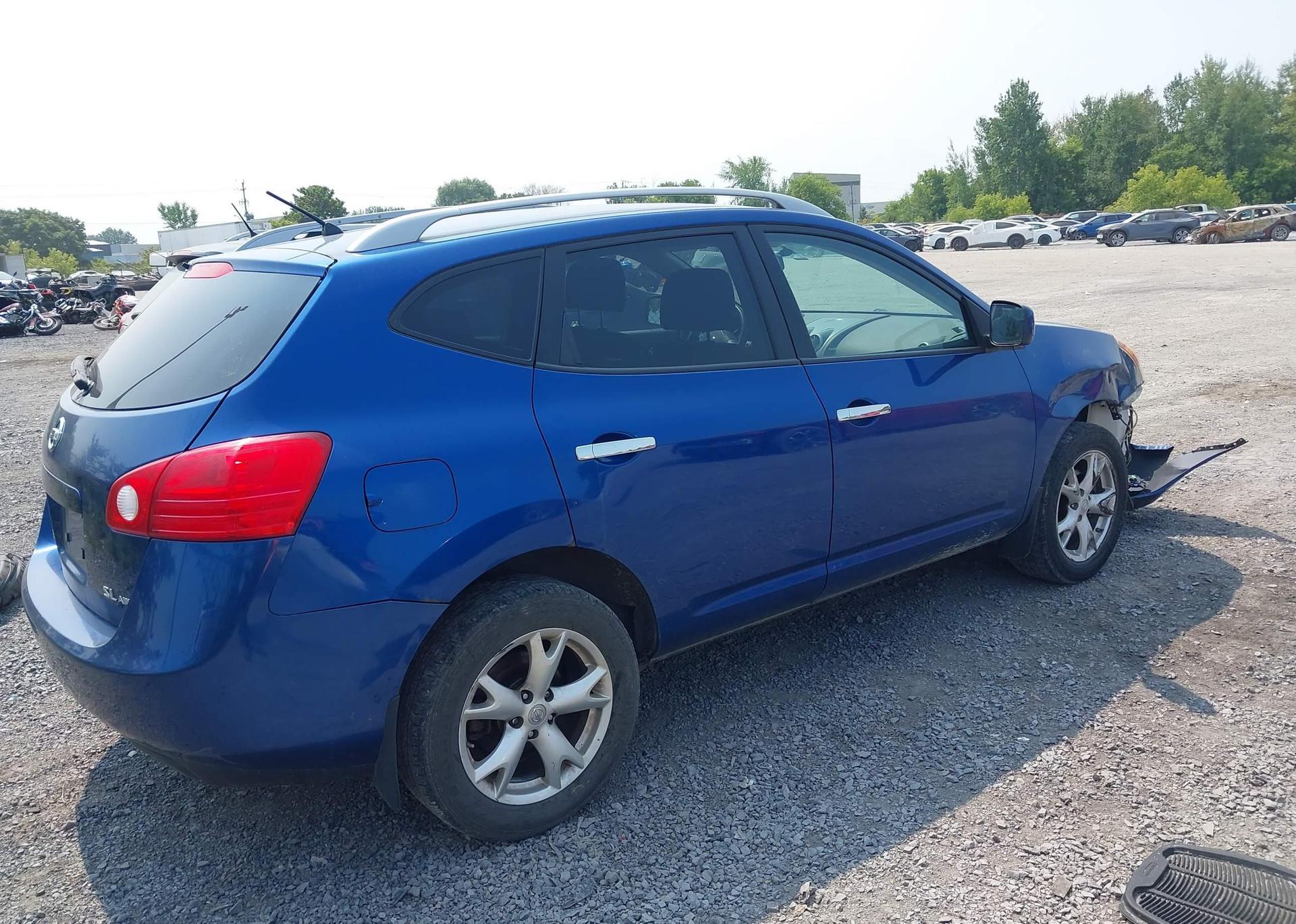 2010 NISSAN ROGUE S