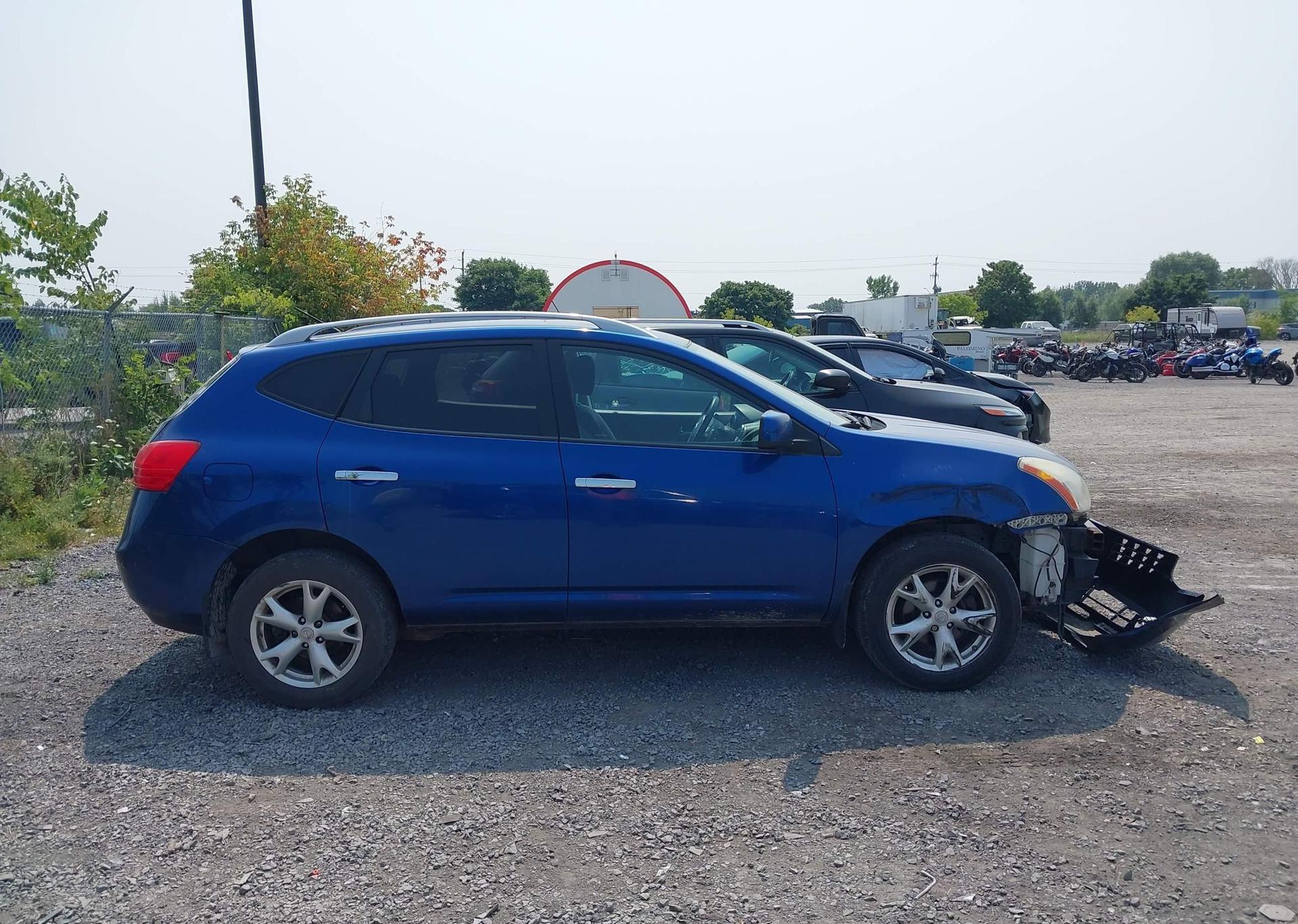2010 NISSAN ROGUE S