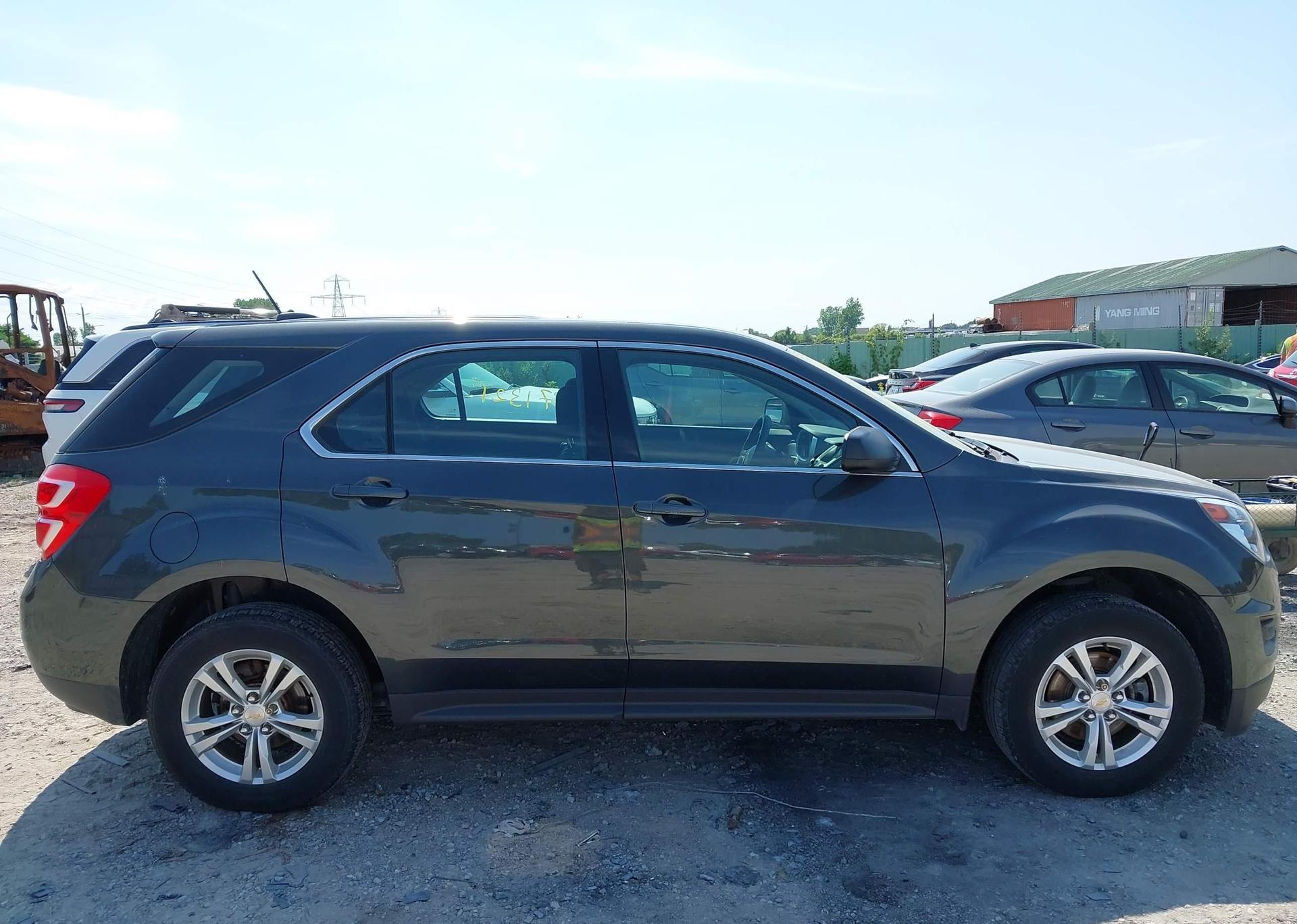 2017 CHEVROLET EQUINOX LS