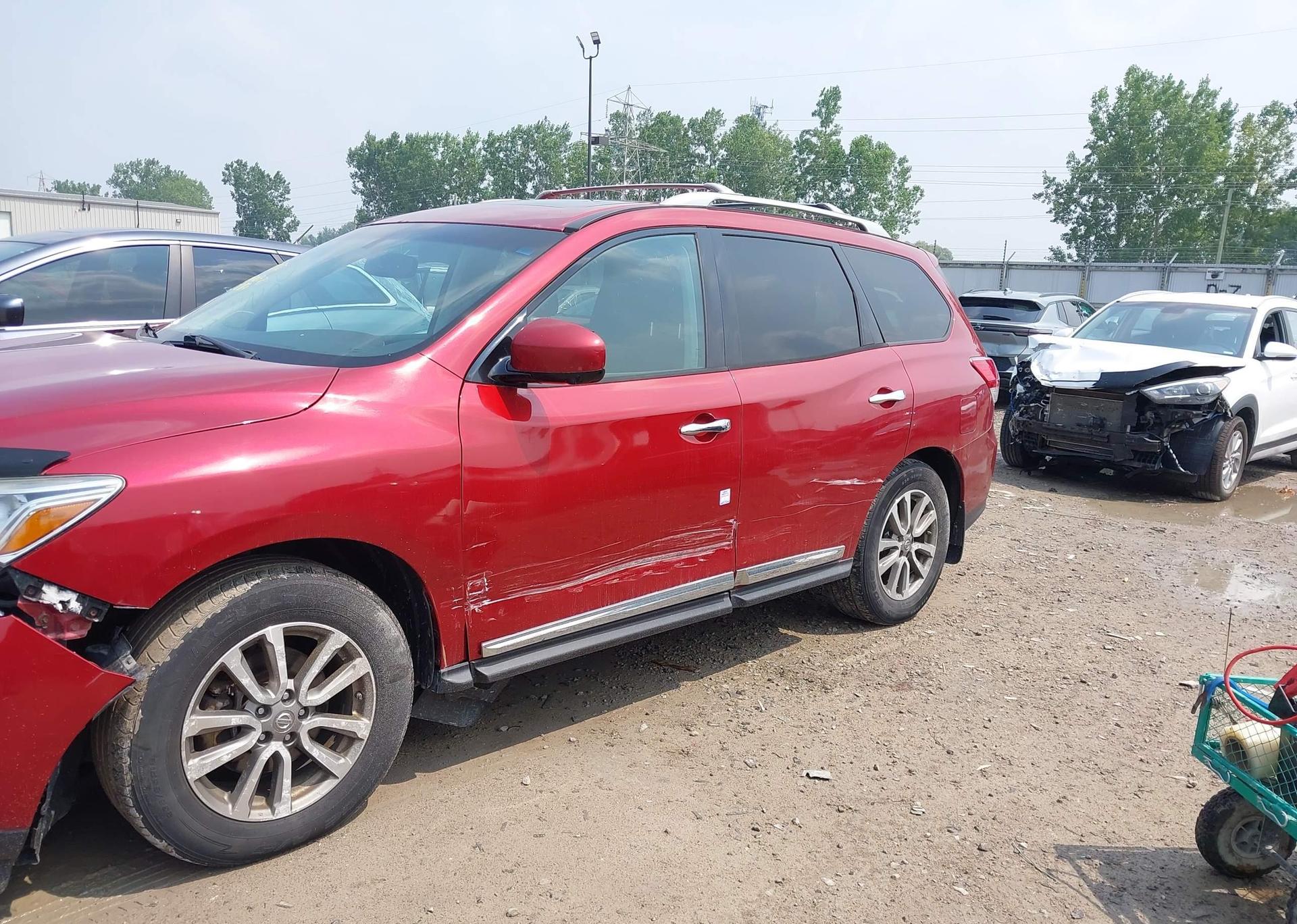 2015 NISSAN PATHFINDER S