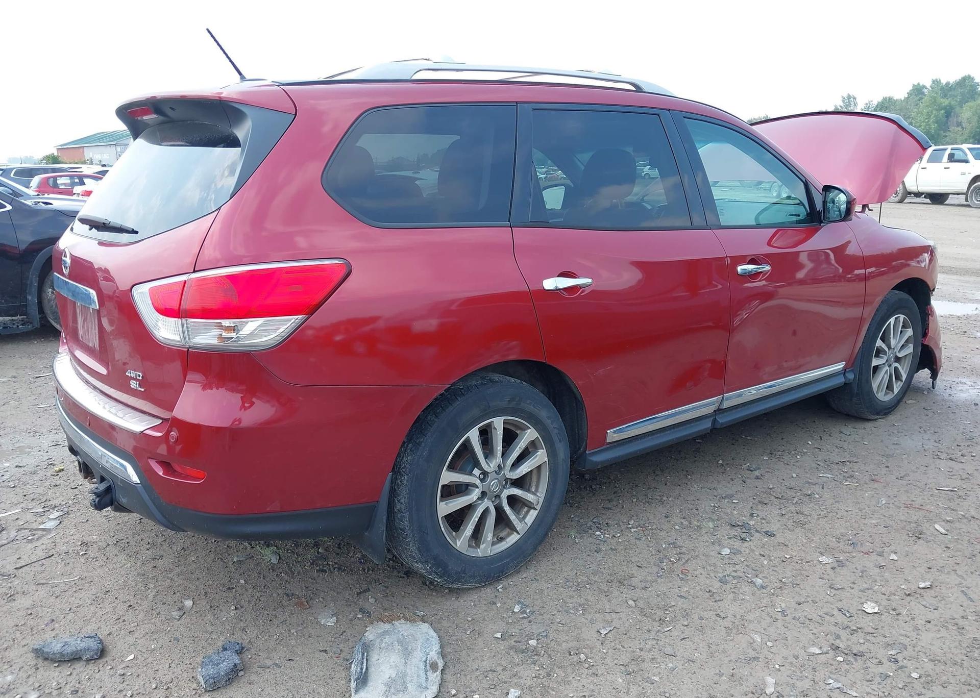 2015 NISSAN PATHFINDER S
