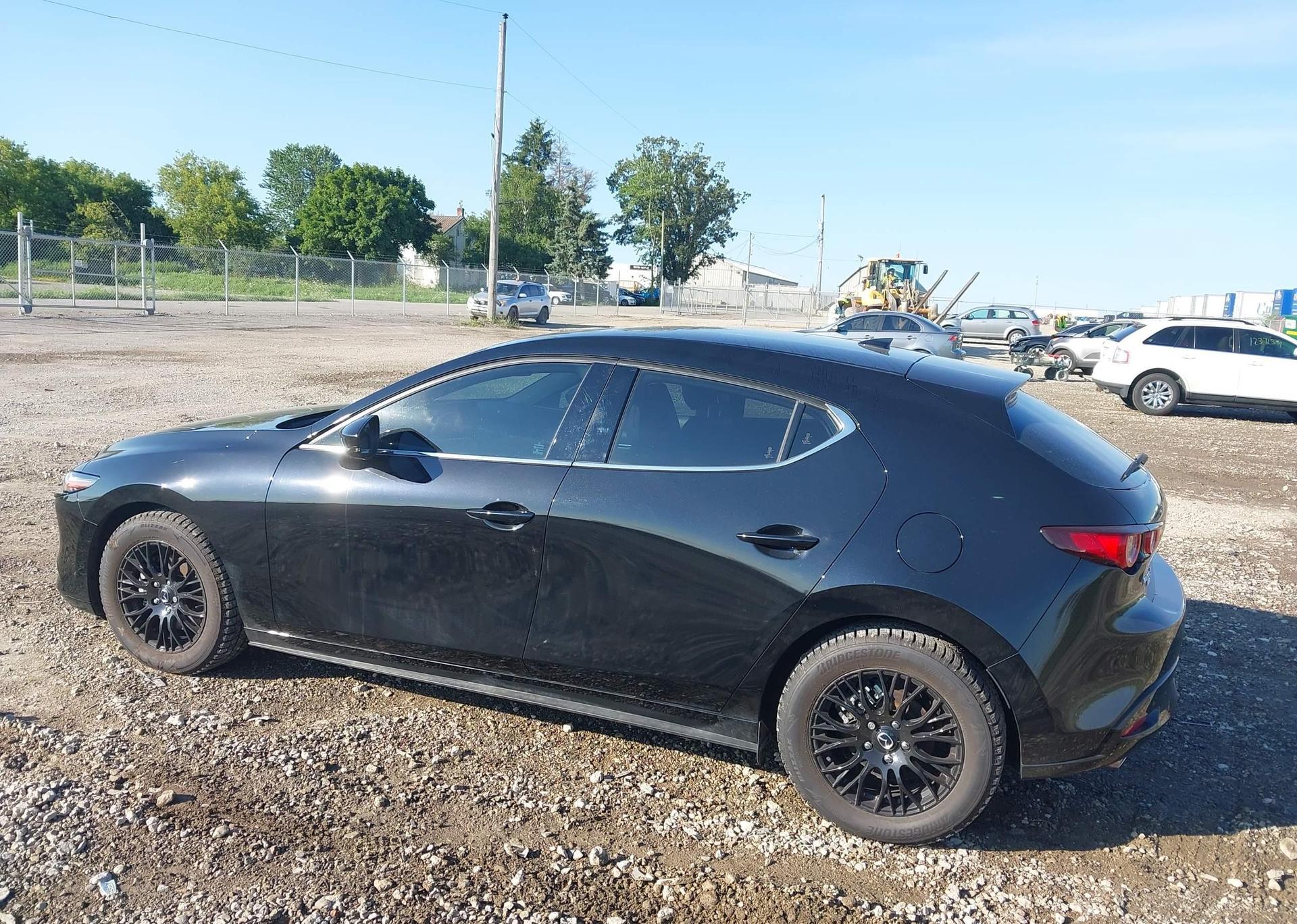 2024 MAZDA MAZDA3 SPORT