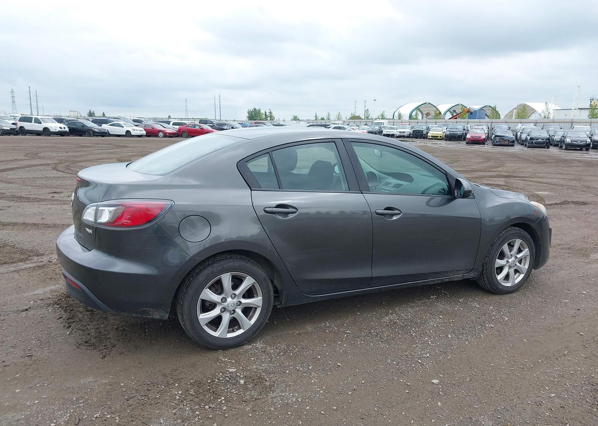 2011 MAZDA MAZDA3 GX