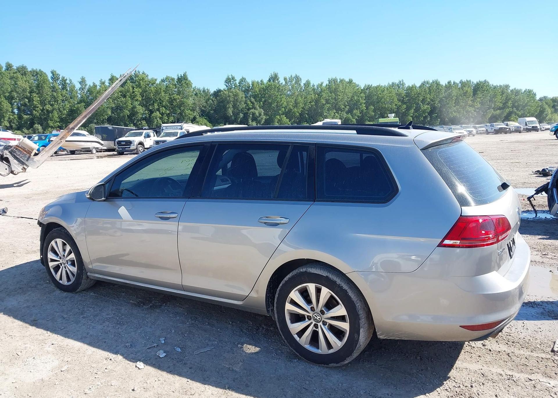 2016 VOLKSWAGEN GOLF SPORTWAGON 1.8 TSI COMFORTLINE