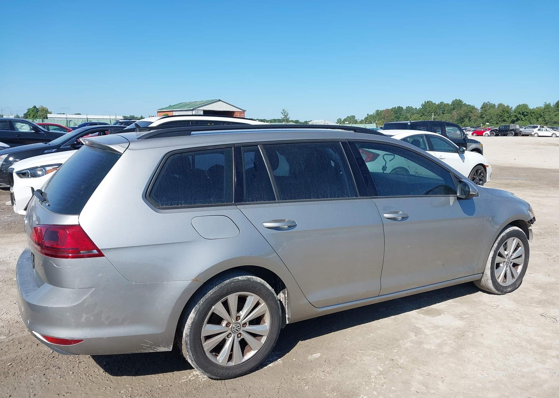 2016 VOLKSWAGEN GOLF SPORTWAGON 1.8 TSI COMFORTLINE