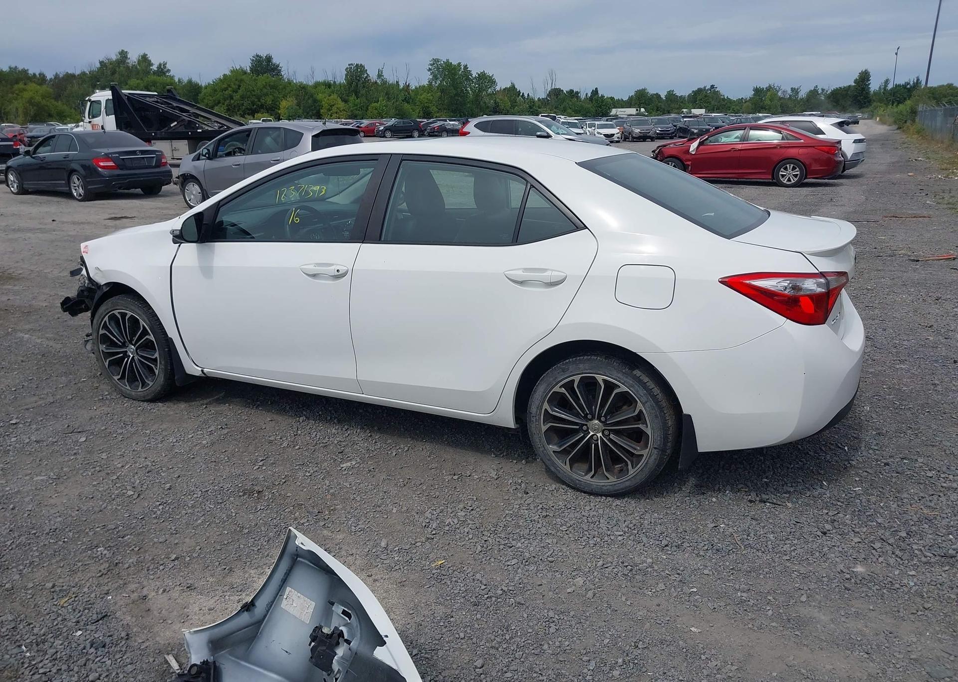 2016 TOYOTA COROLLA S