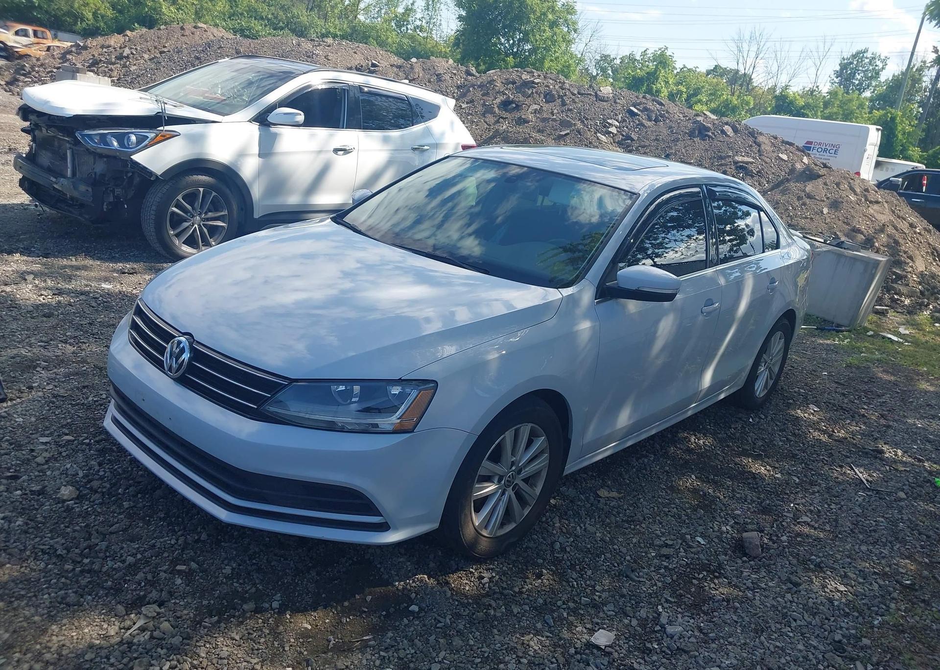 2017 VOLKSWAGEN JETTA
