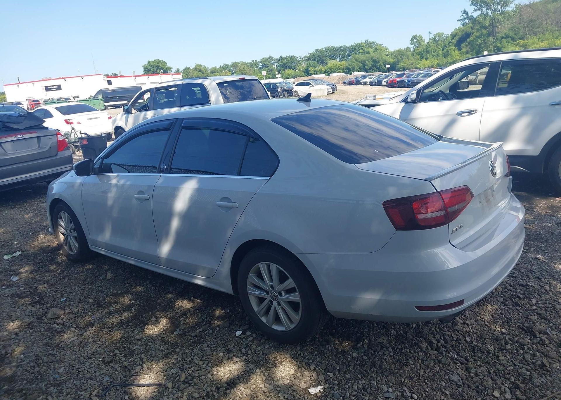 2017 VOLKSWAGEN JETTA