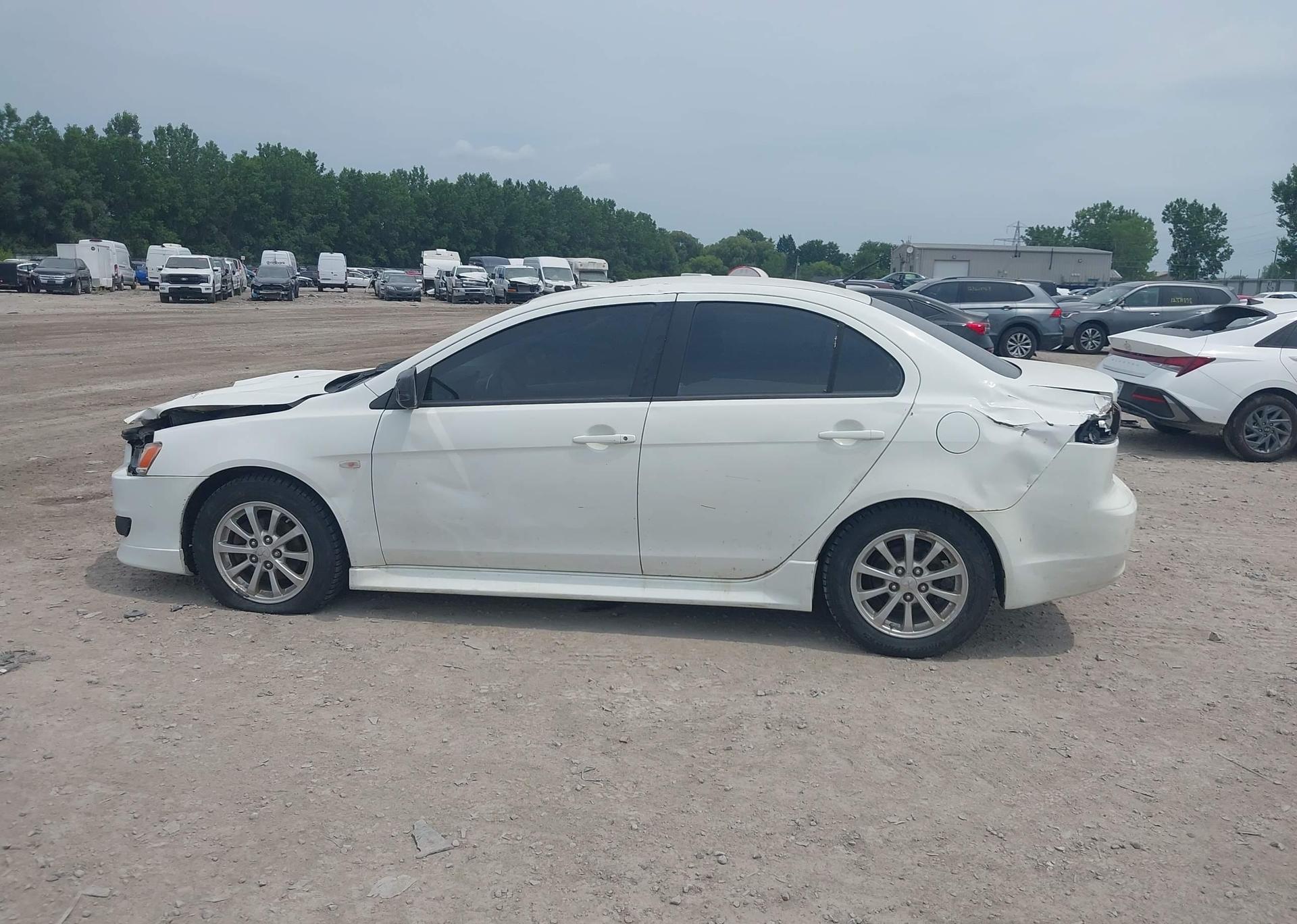 2011 MITSUBISHI LANCER