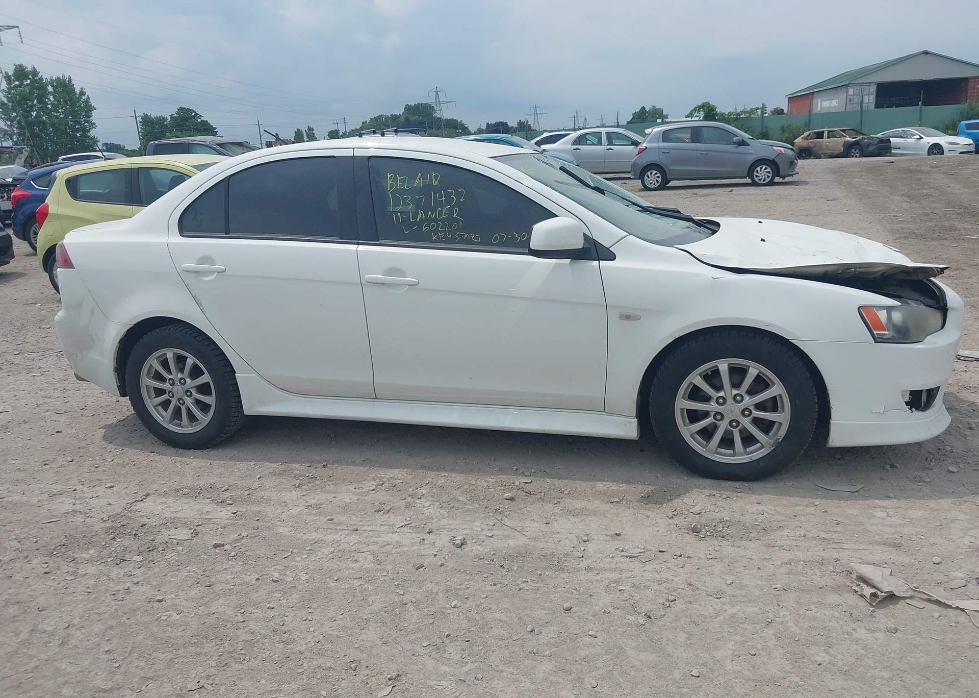 2011 MITSUBISHI LANCER