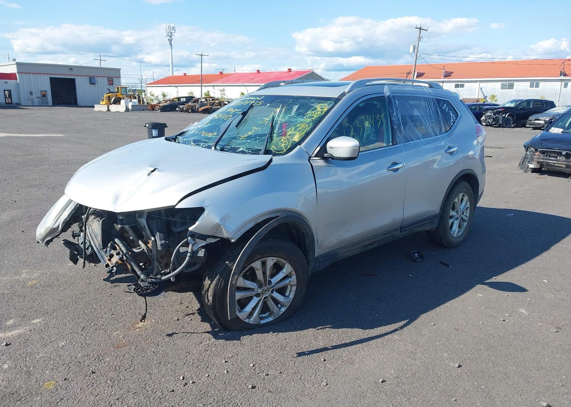 2015 NISSAN ROGUE S