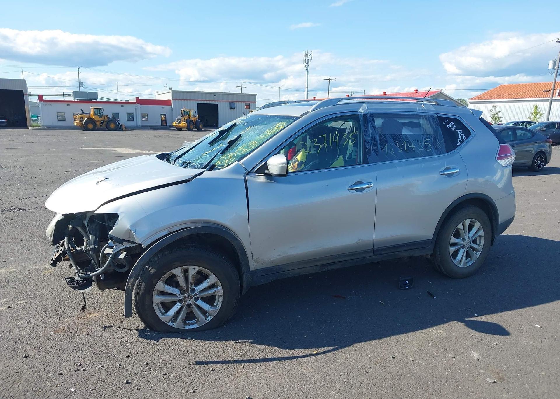 2015 NISSAN ROGUE S