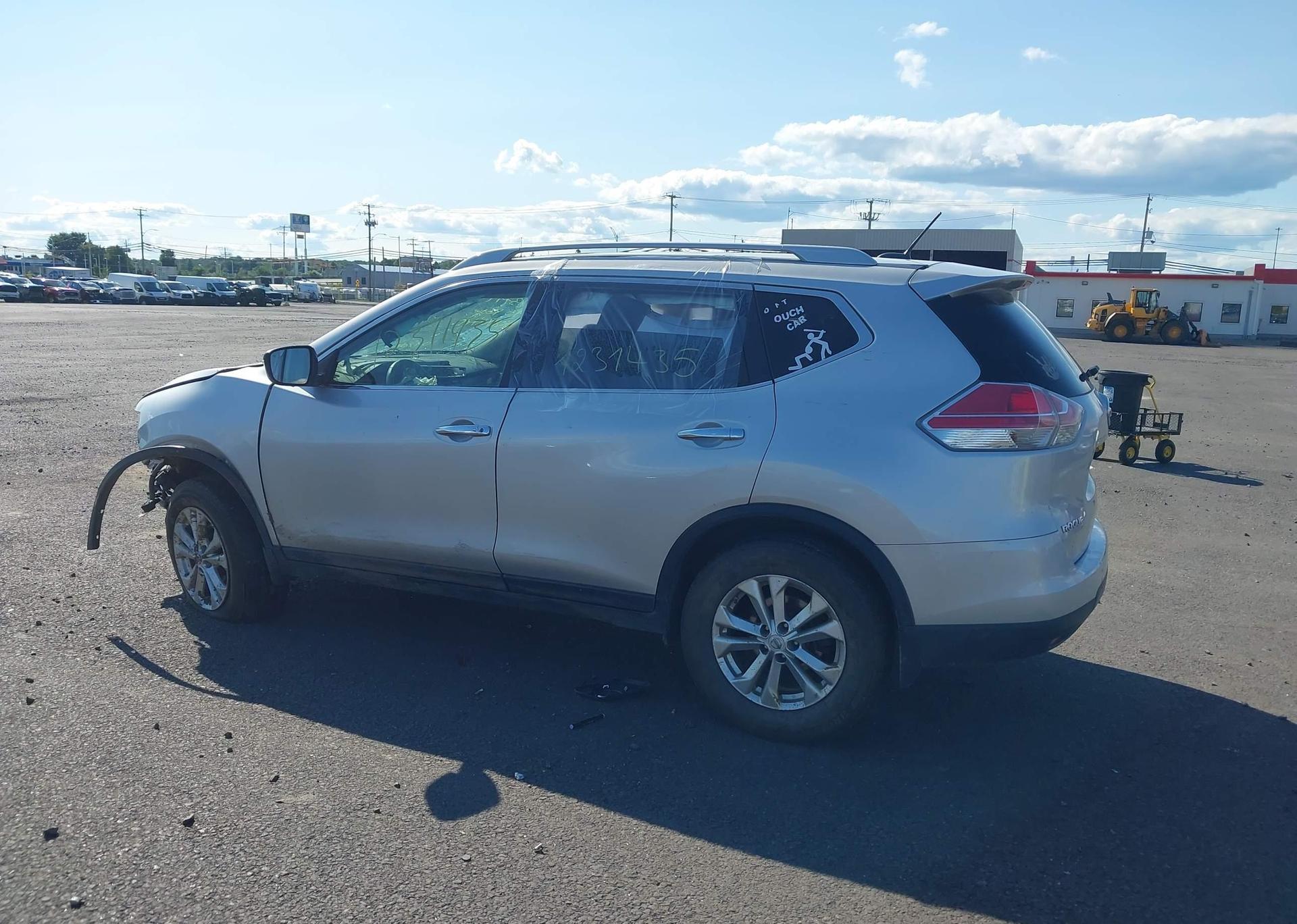 2015 NISSAN ROGUE S
