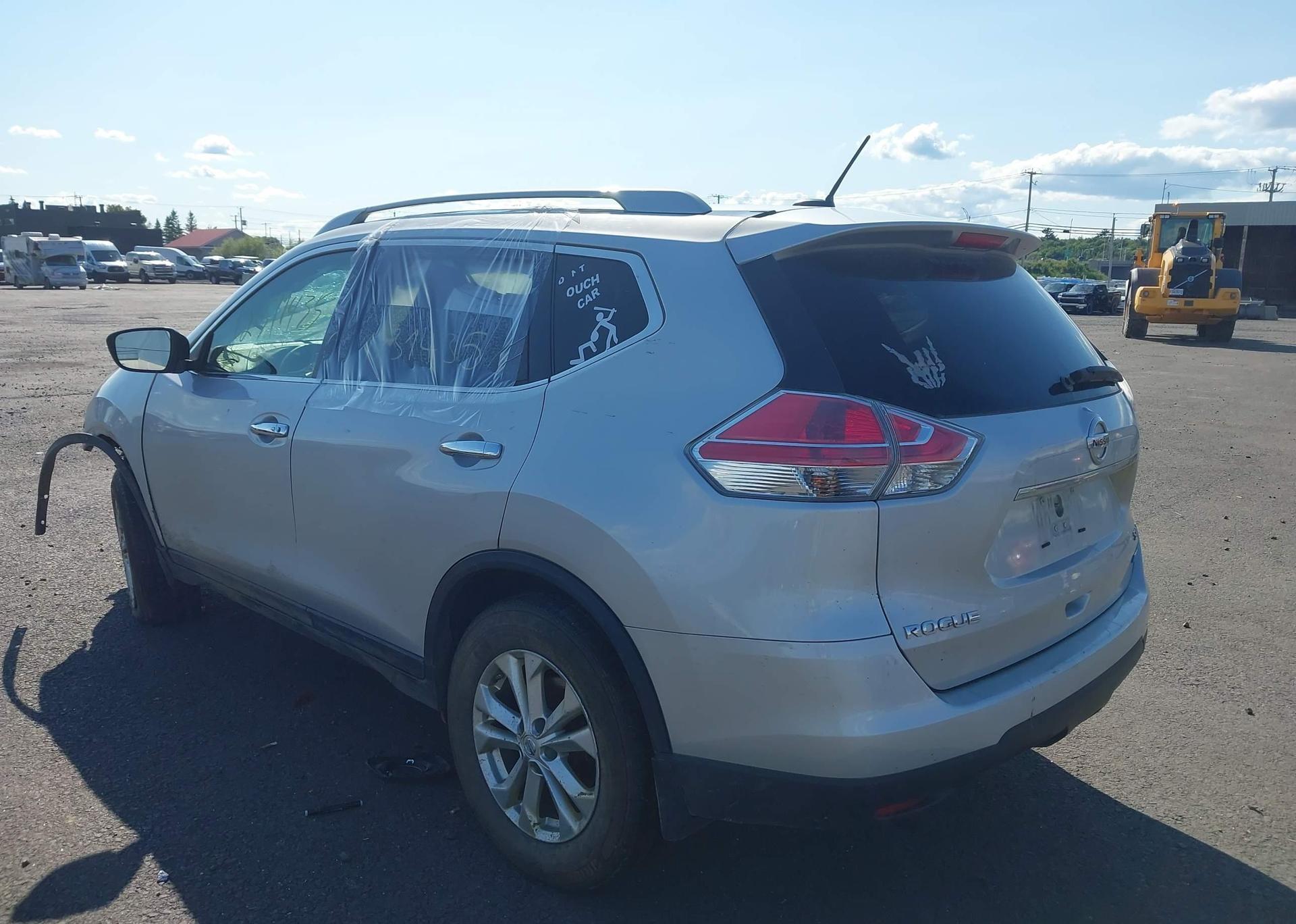 2015 NISSAN ROGUE S