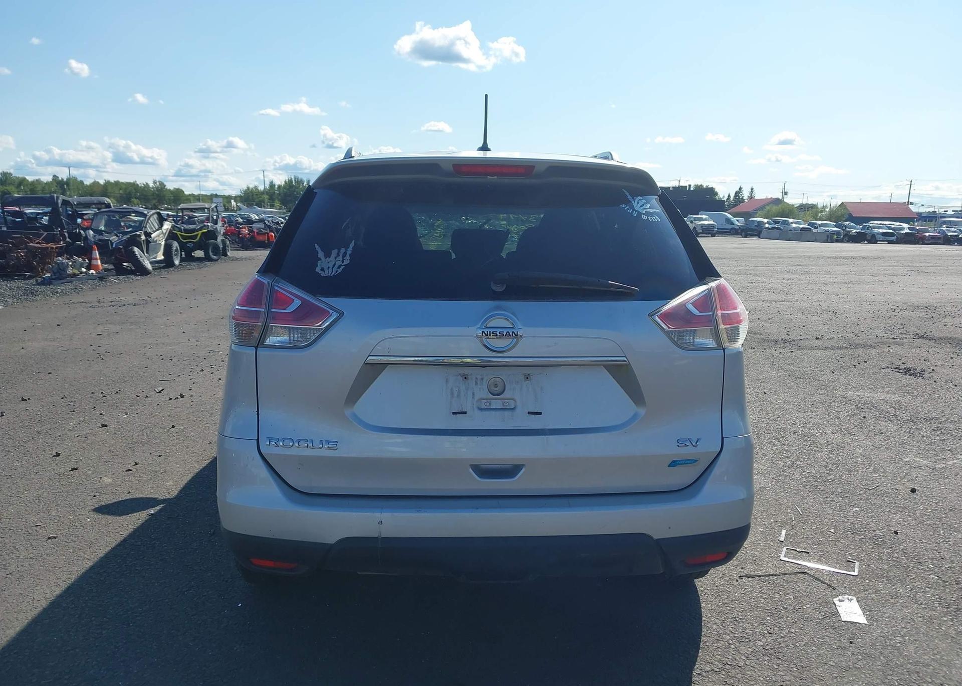 2015 NISSAN ROGUE S