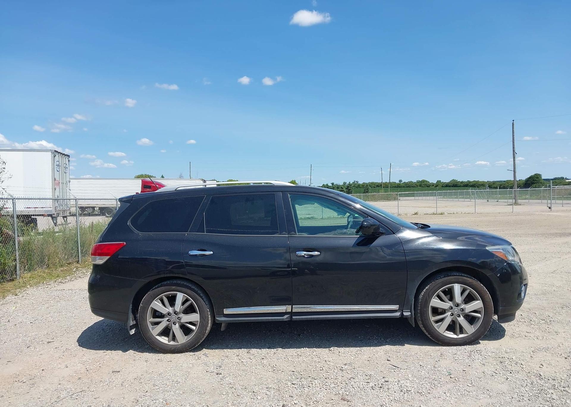 2016 NISSAN PATHFINDER S
