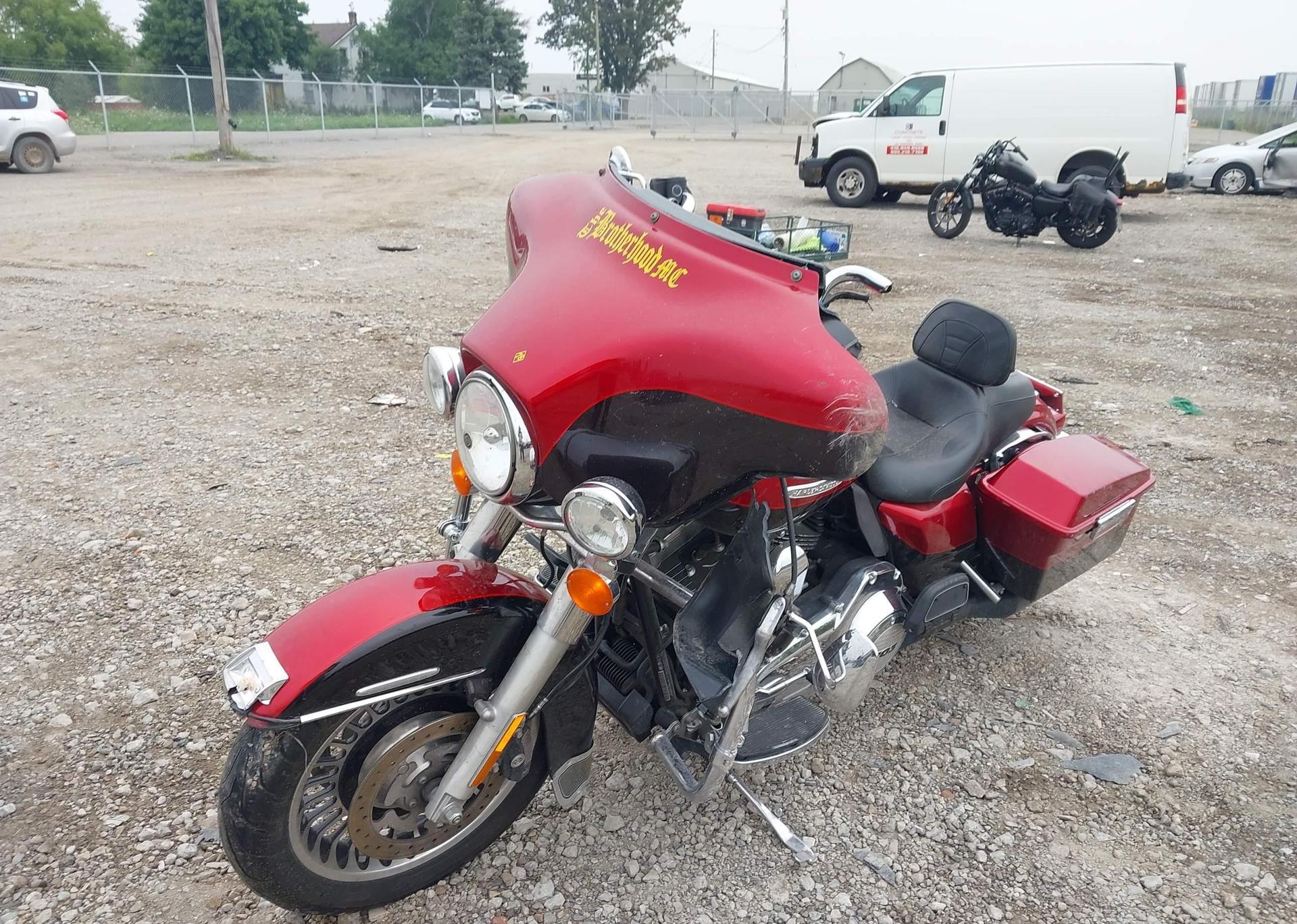 2012 HARLEY-DAVIDSON FLHTK ELECTRA GLIDE ULTRA LTD