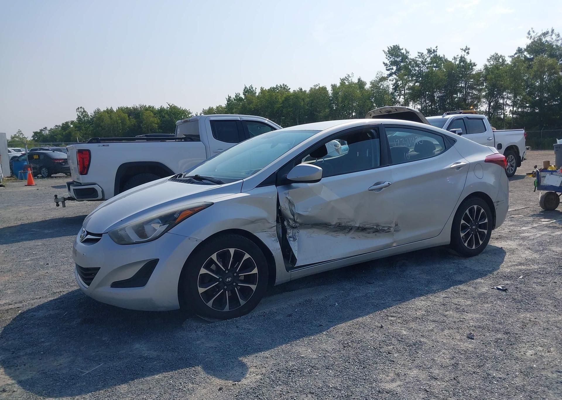 2016 HYUNDAI ELANTRA GL