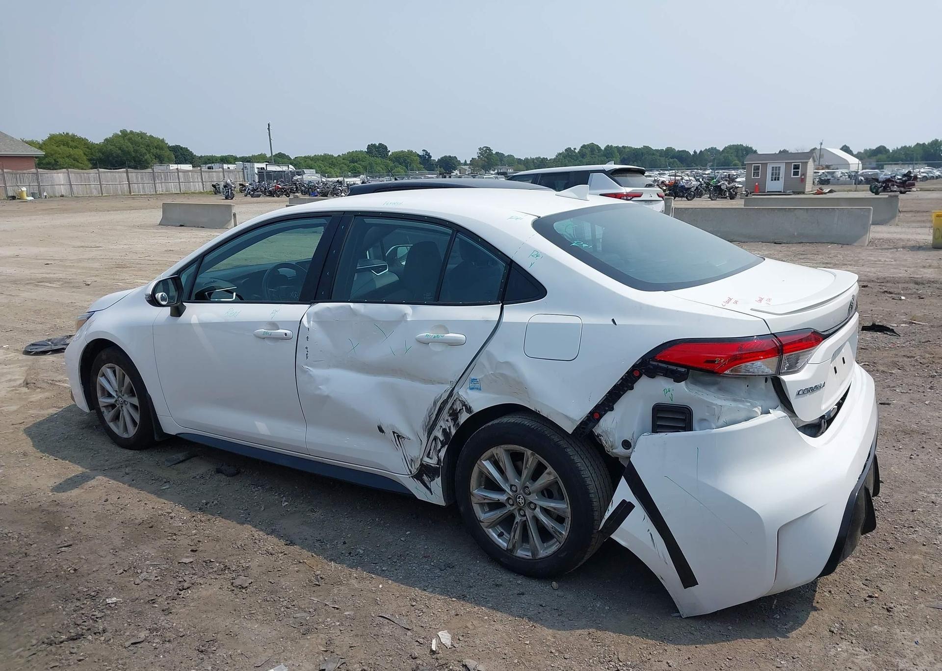 2023 TOYOTA COROLLA SE