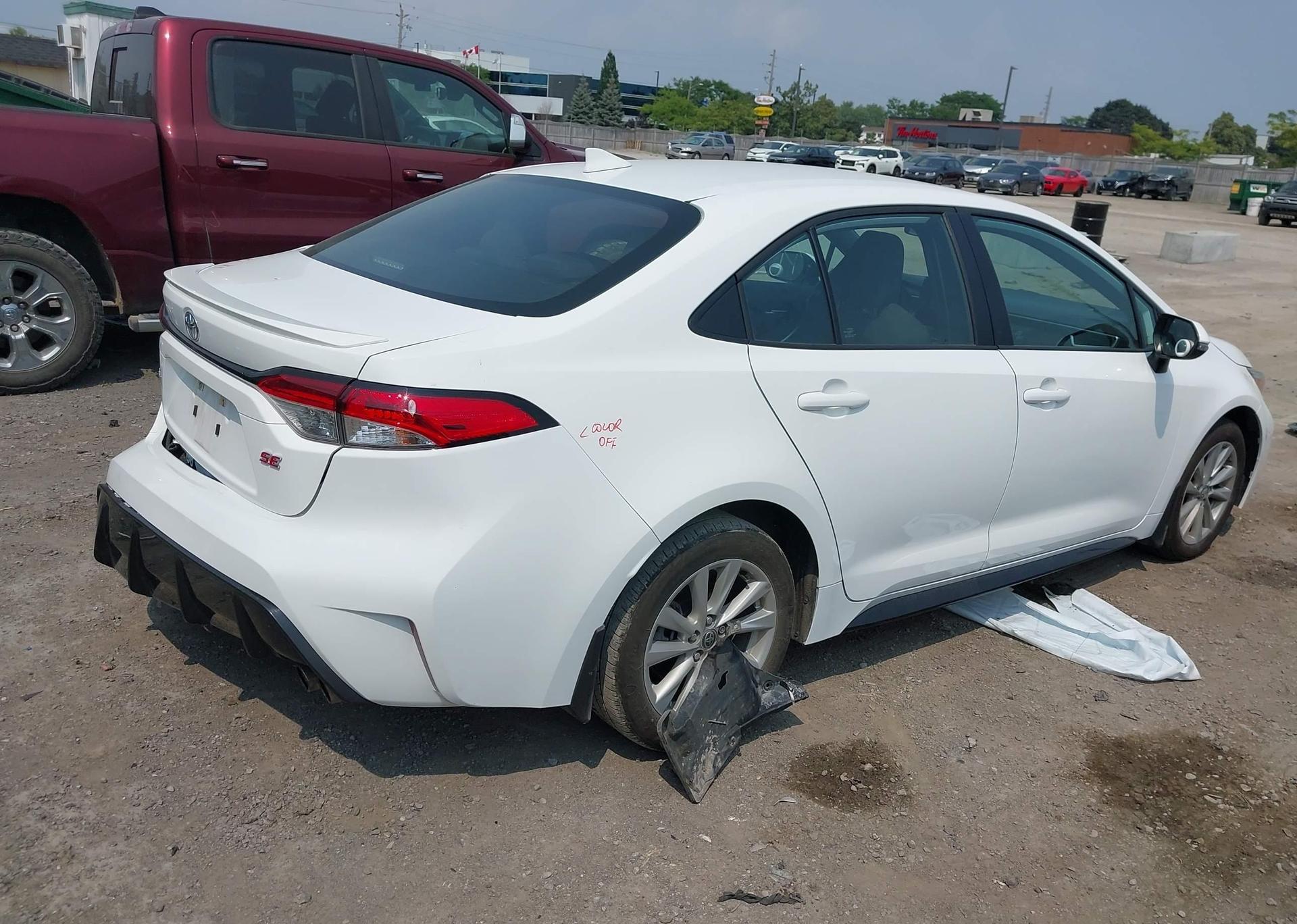 2023 TOYOTA COROLLA SE