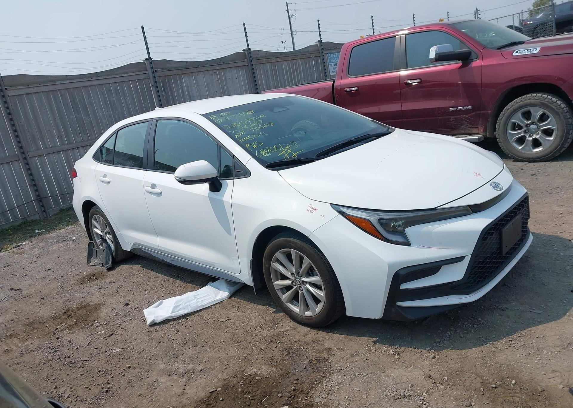2023 TOYOTA COROLLA SE