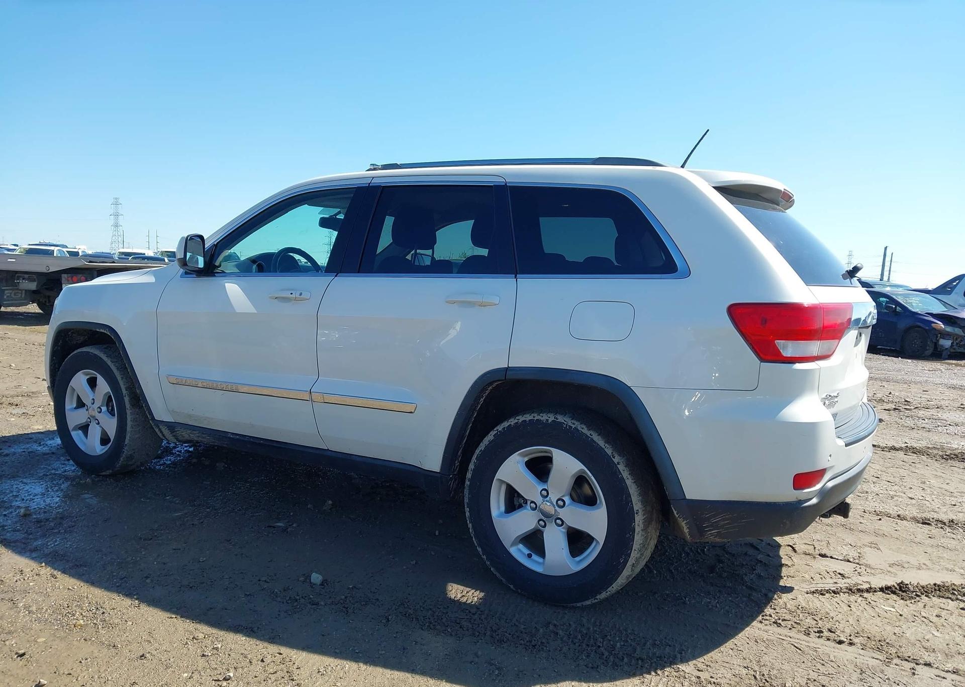 2011 JEEP GRAND CHEROKEE LAREDO