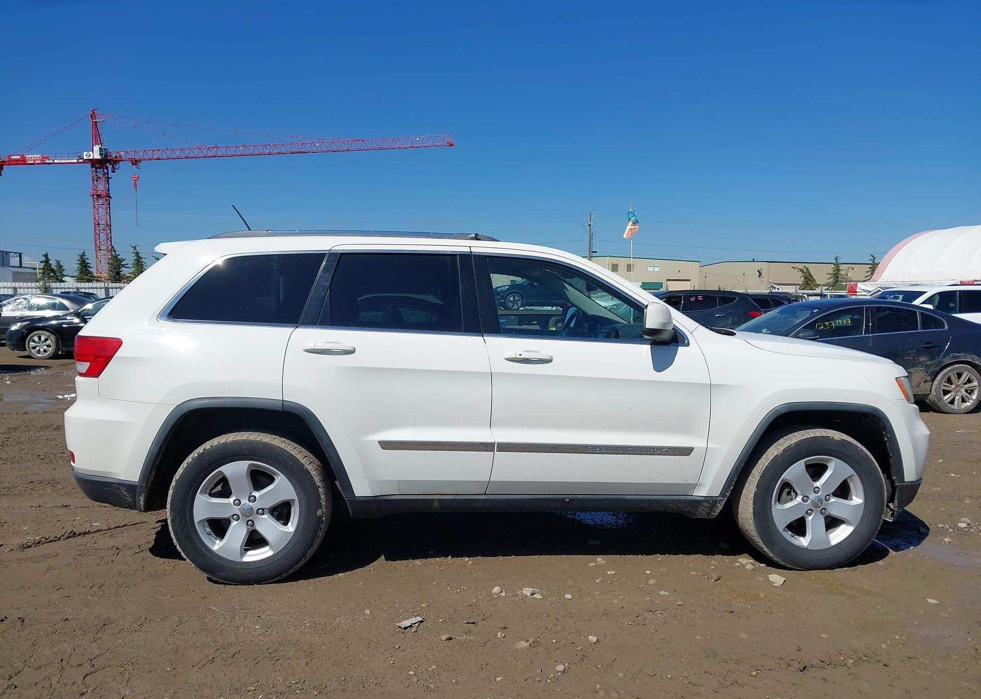 2011 JEEP GRAND CHEROKEE LAREDO