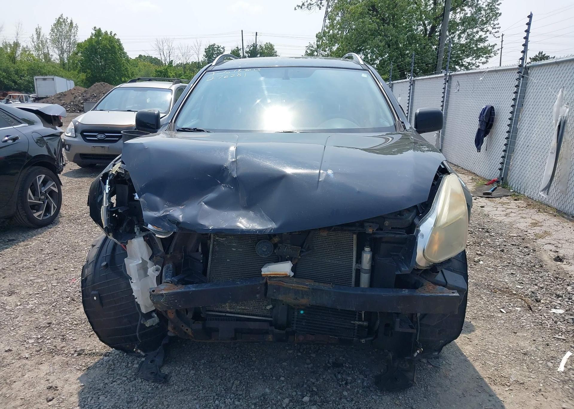 2011 NISSAN ROGUE S