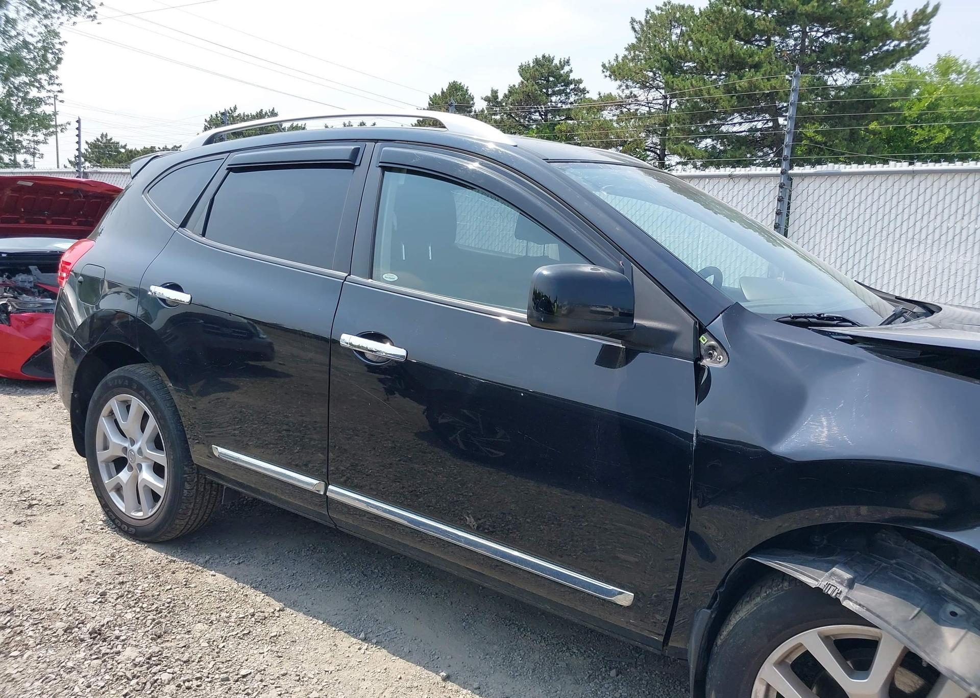 2011 NISSAN ROGUE S