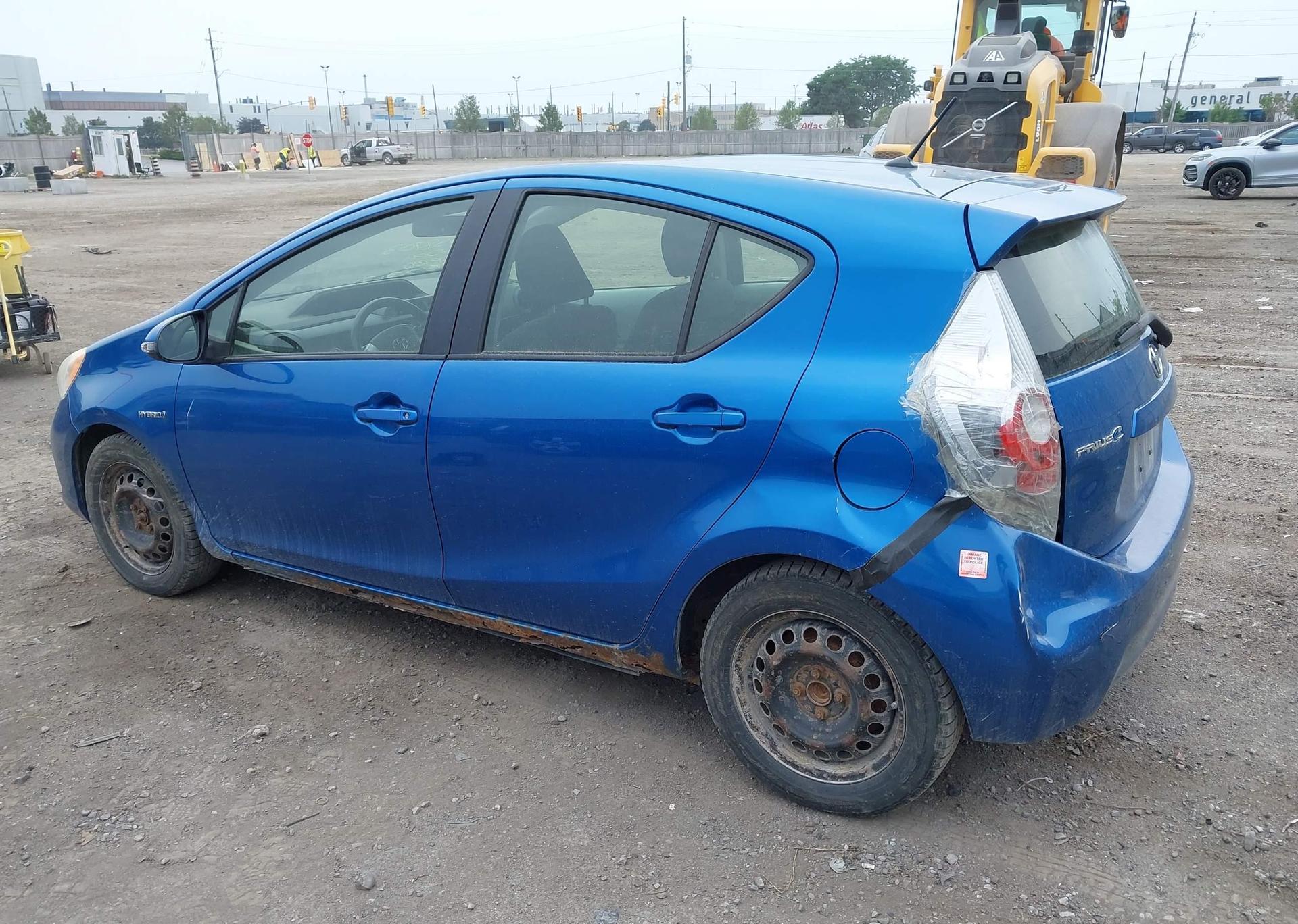 2014 TOYOTA Prius c