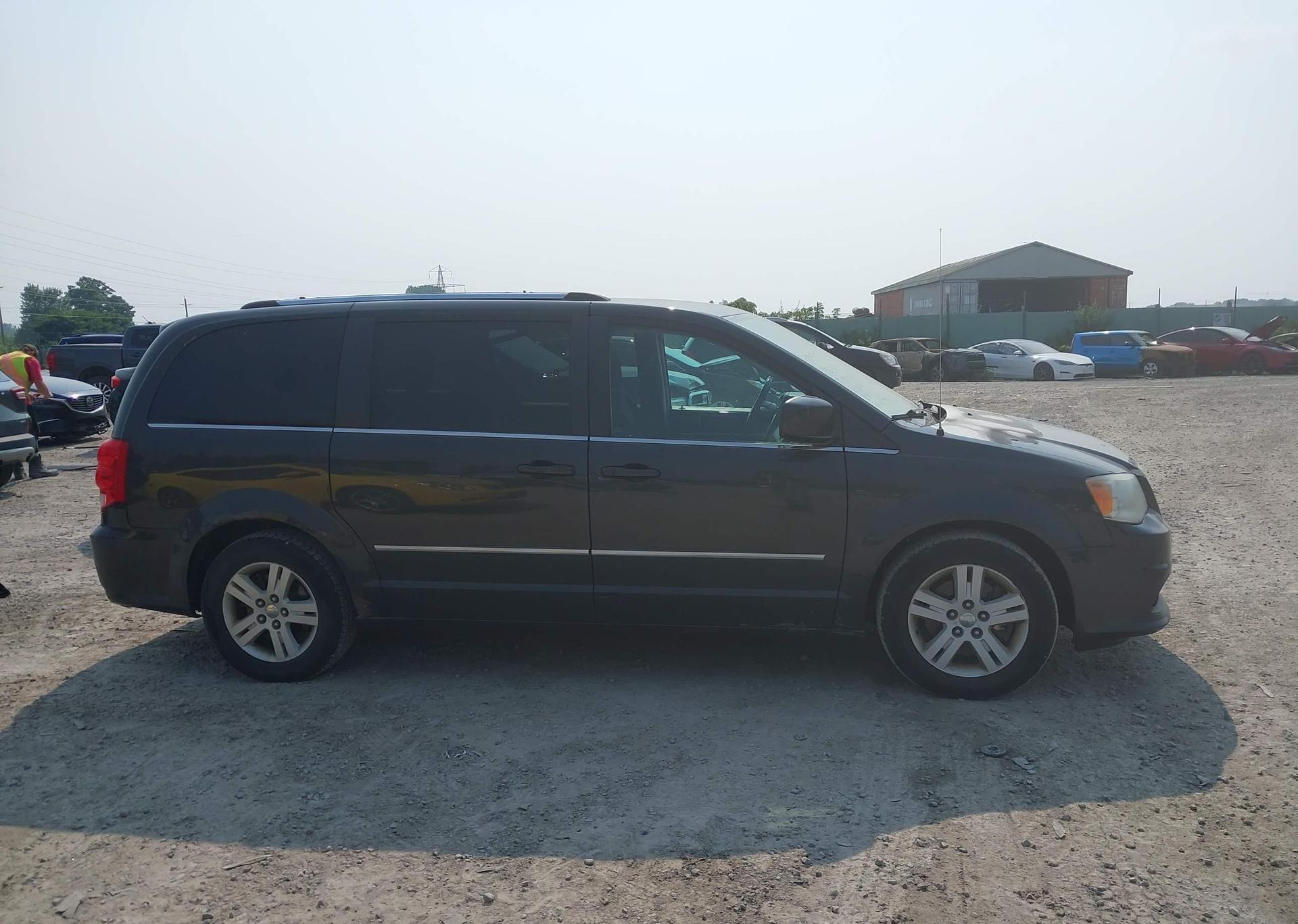 2012 DODGE GRAND CARAVAN CREW