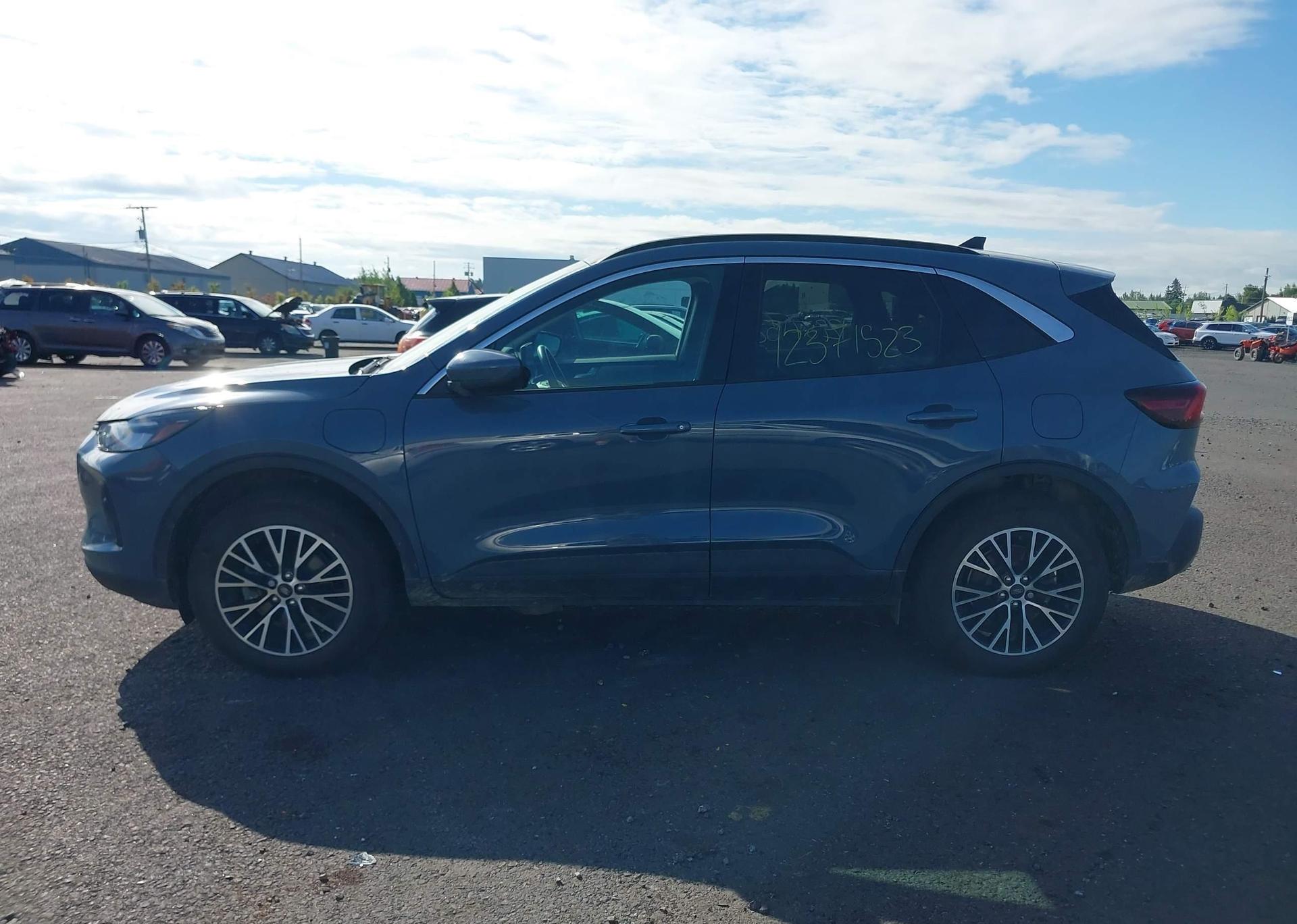 2024 FORD ESCAPE PHEV