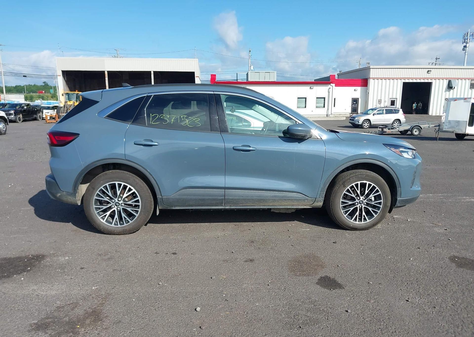2024 FORD ESCAPE PHEV