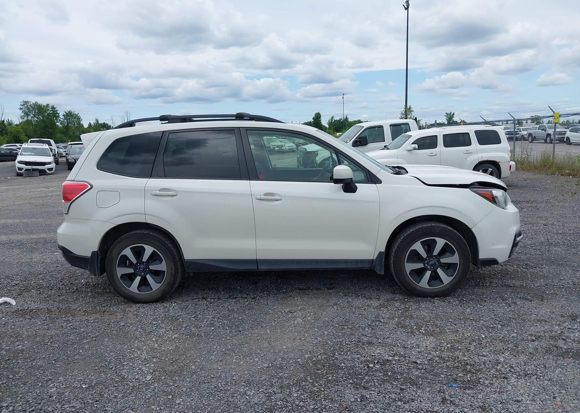 2017 SUBARU FORESTER 2.5I TOURING