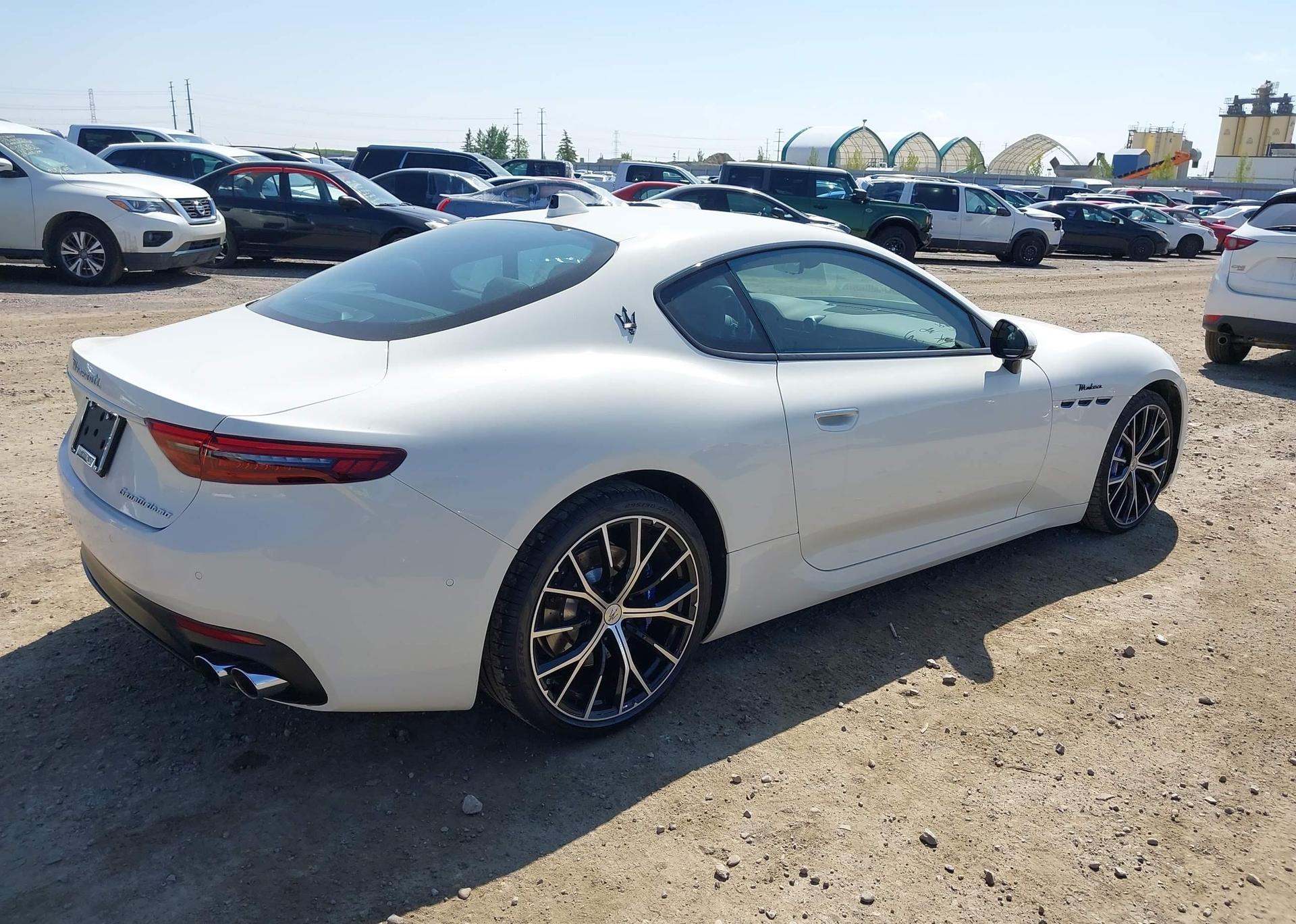 2024 MASERATI GRANTURISMO MODENA