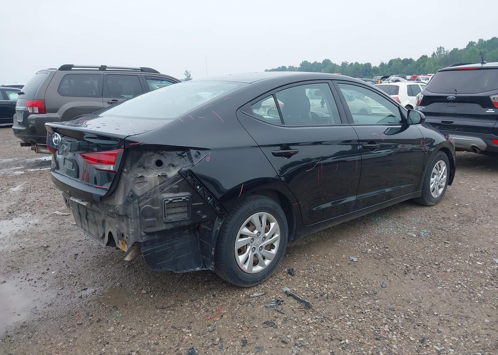 2018 HYUNDAI ELANTRA LE