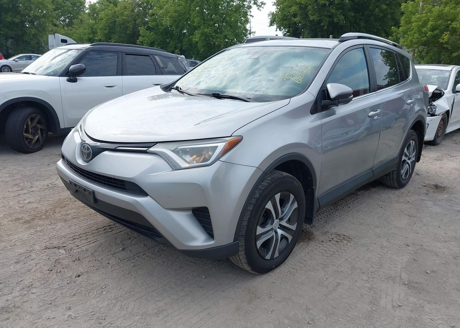 2017 TOYOTA RAV4 LE