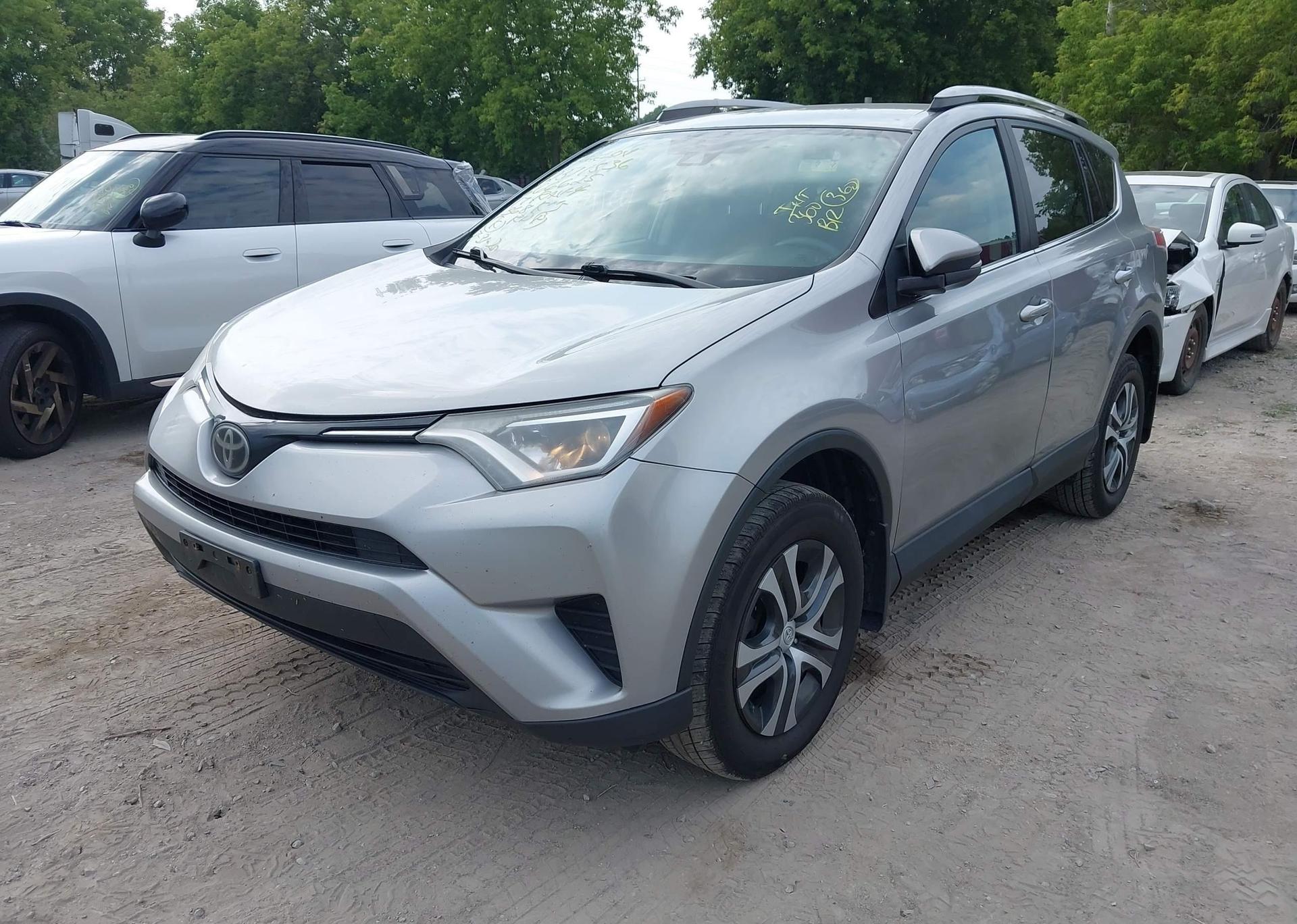 2017 TOYOTA RAV4 LE