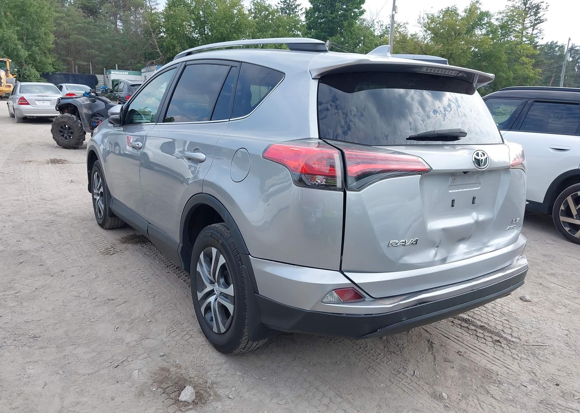 2017 TOYOTA RAV4 LE