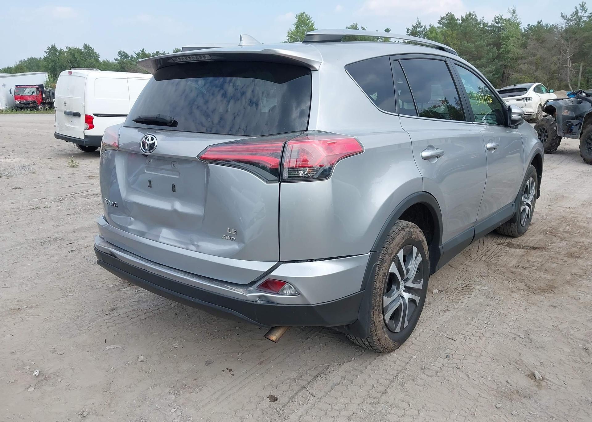 2017 TOYOTA RAV4 LE