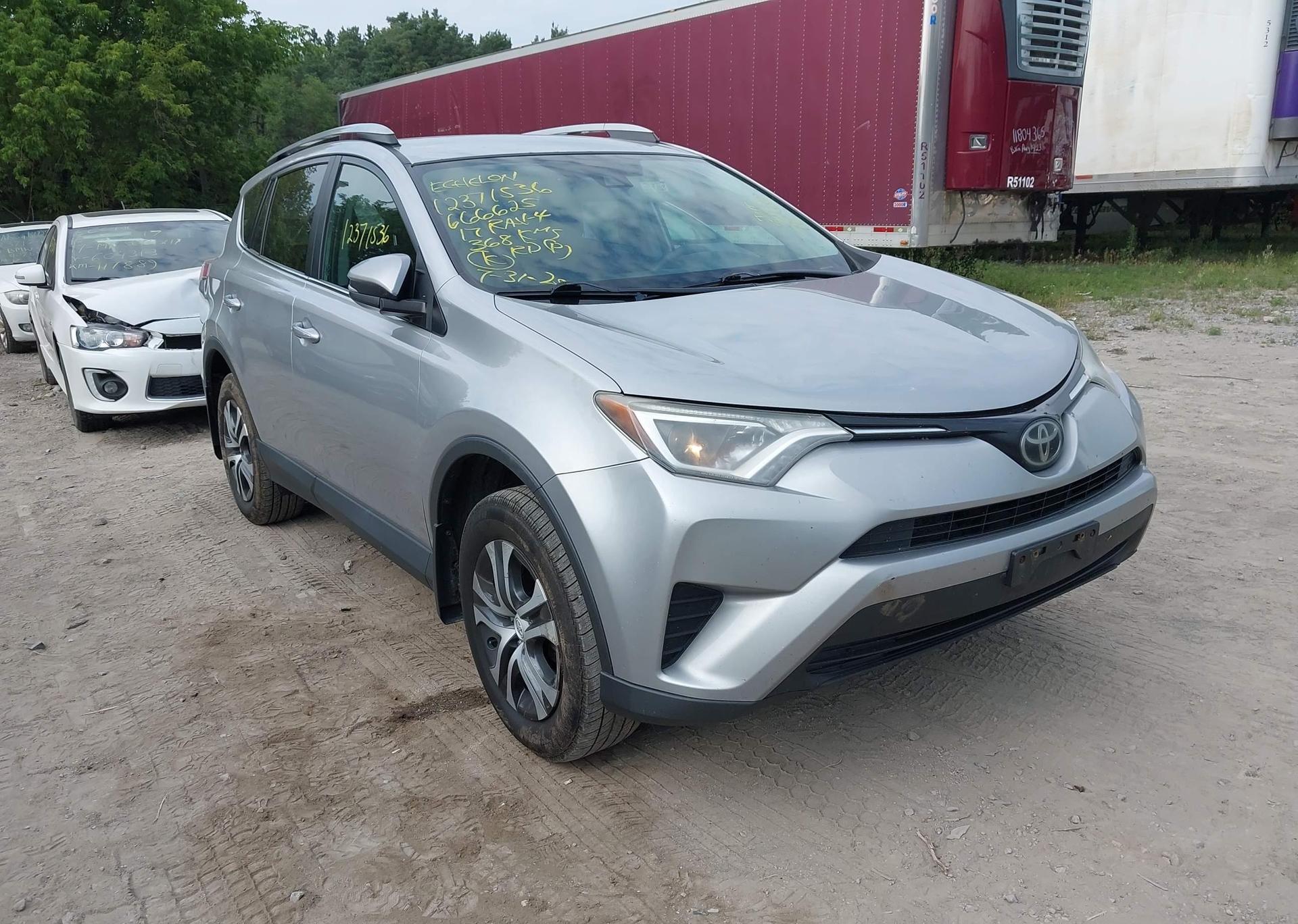 2017 TOYOTA RAV4 LE