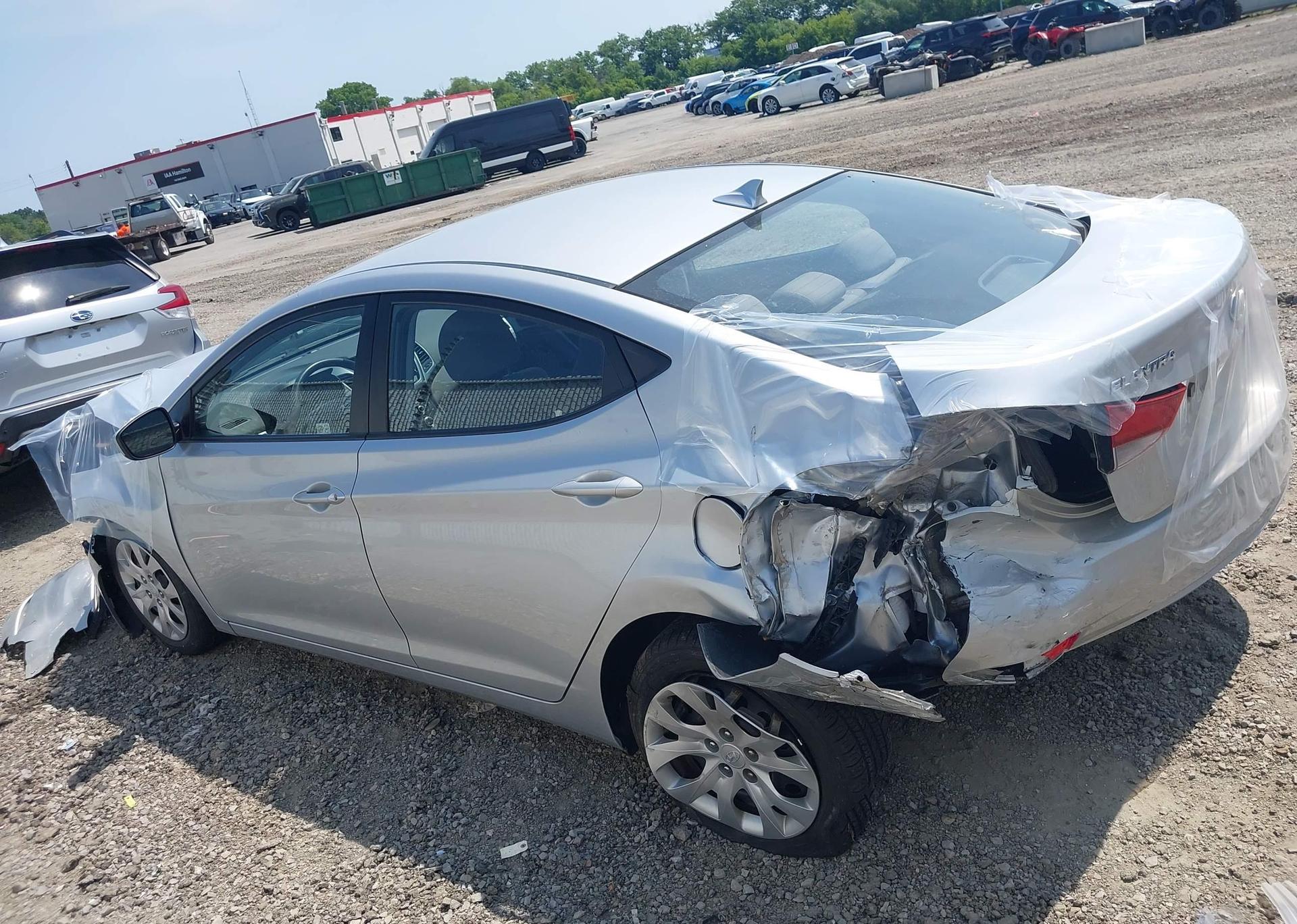 2014 HYUNDAI ELANTRA SE