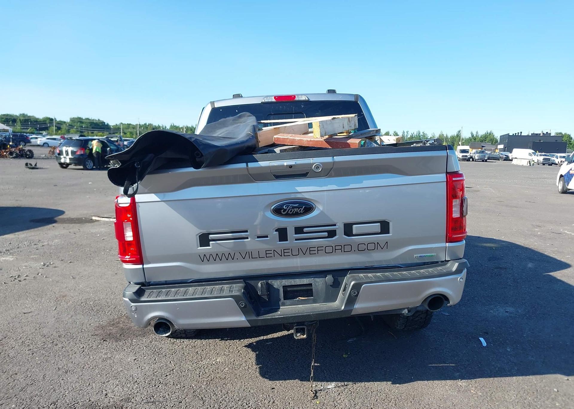 2023 FORD F-150 XLT